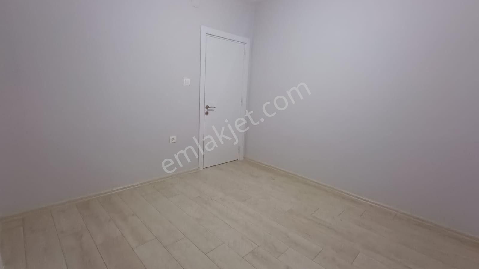 Güzelyalı Mah.t.özala Yakın 3+1 Kapalı Mutfak İçi Yeni Yapılı - Görsel 14