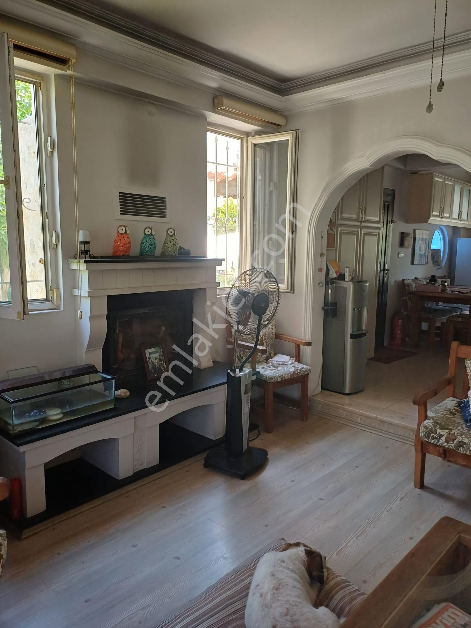 Stoptan Yerguzlar Caddesine 100m. Mesafede 3+1 Tripleks Villa - Görsel 35