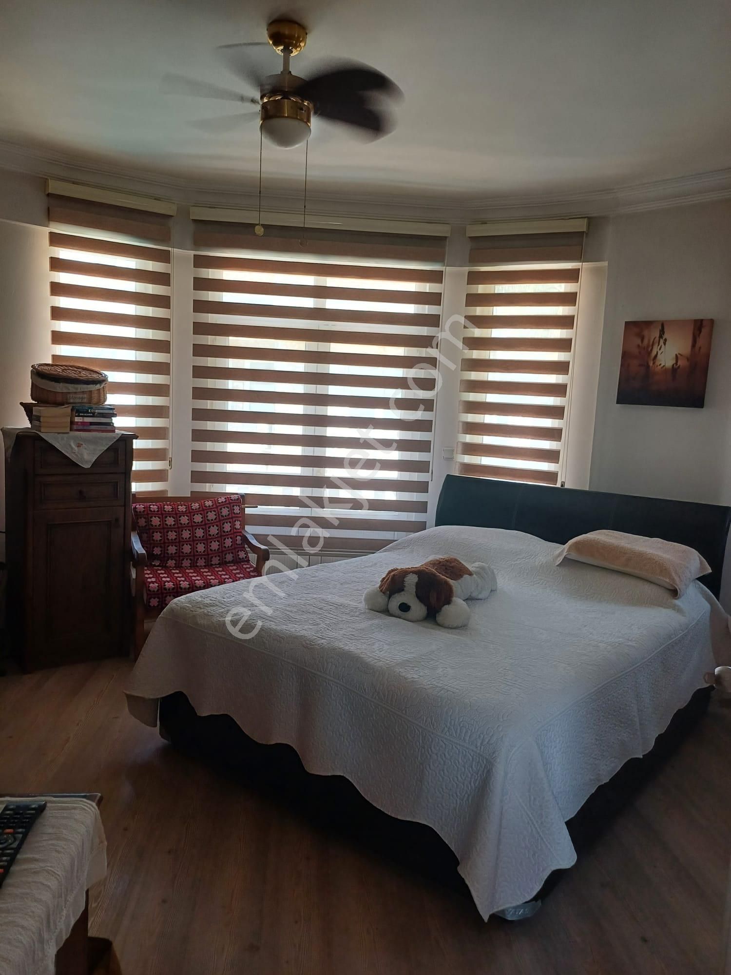 Stoptan Yerguzlar Caddesine 100m. Mesafede 3+1 Tripleks Villa - Görsel 31