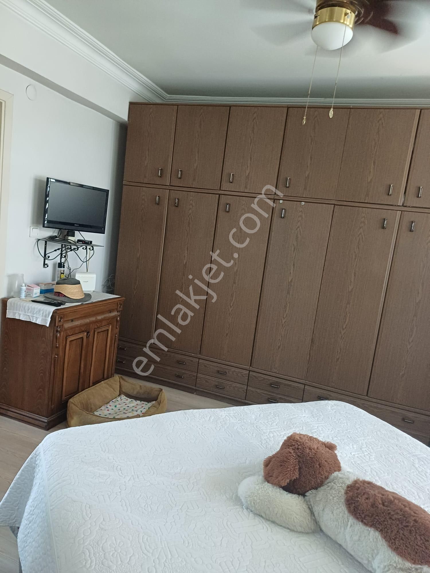 Stoptan Yerguzlar Caddesine 100m. Mesafede 3+1 Tripleks Villa - Görsel 23