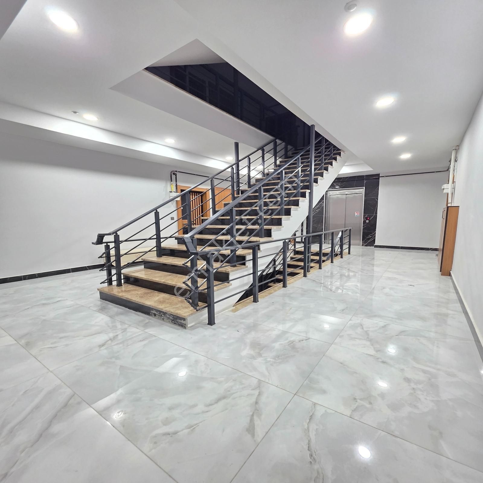 Yeni Tapu Müdürlüğü Karşısı 2+1 Sıfır Y.ısıtma + Ebeveyn Banyolu - Görsel 5