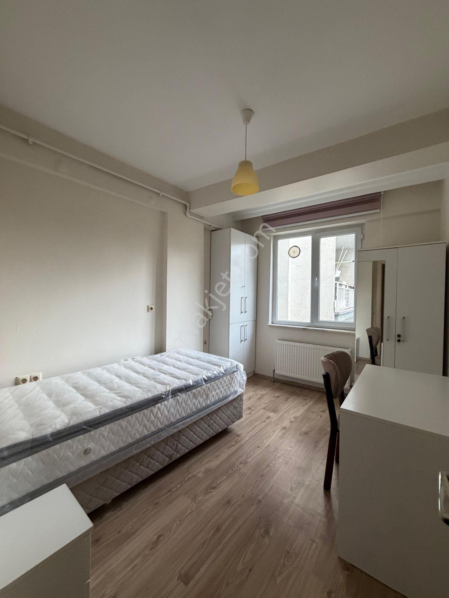 Akademi'den Espark Karşısı Ara Kat Eşyalı Kiralık 1+1 - Görsel 8