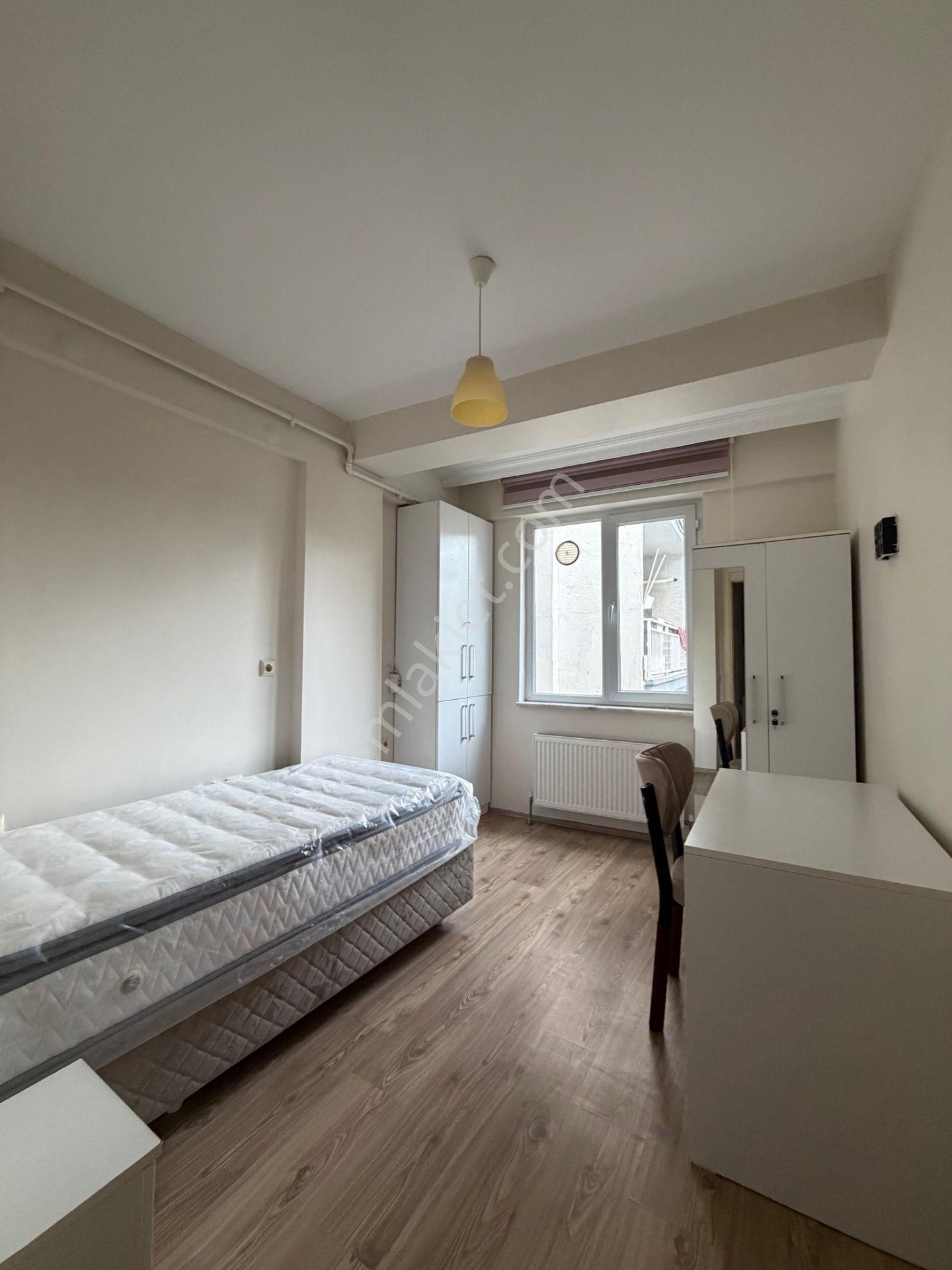 Akademi'den Espark Karşısı Ara Kat Eşyalı Kiralık 1+1 - Görsel 9