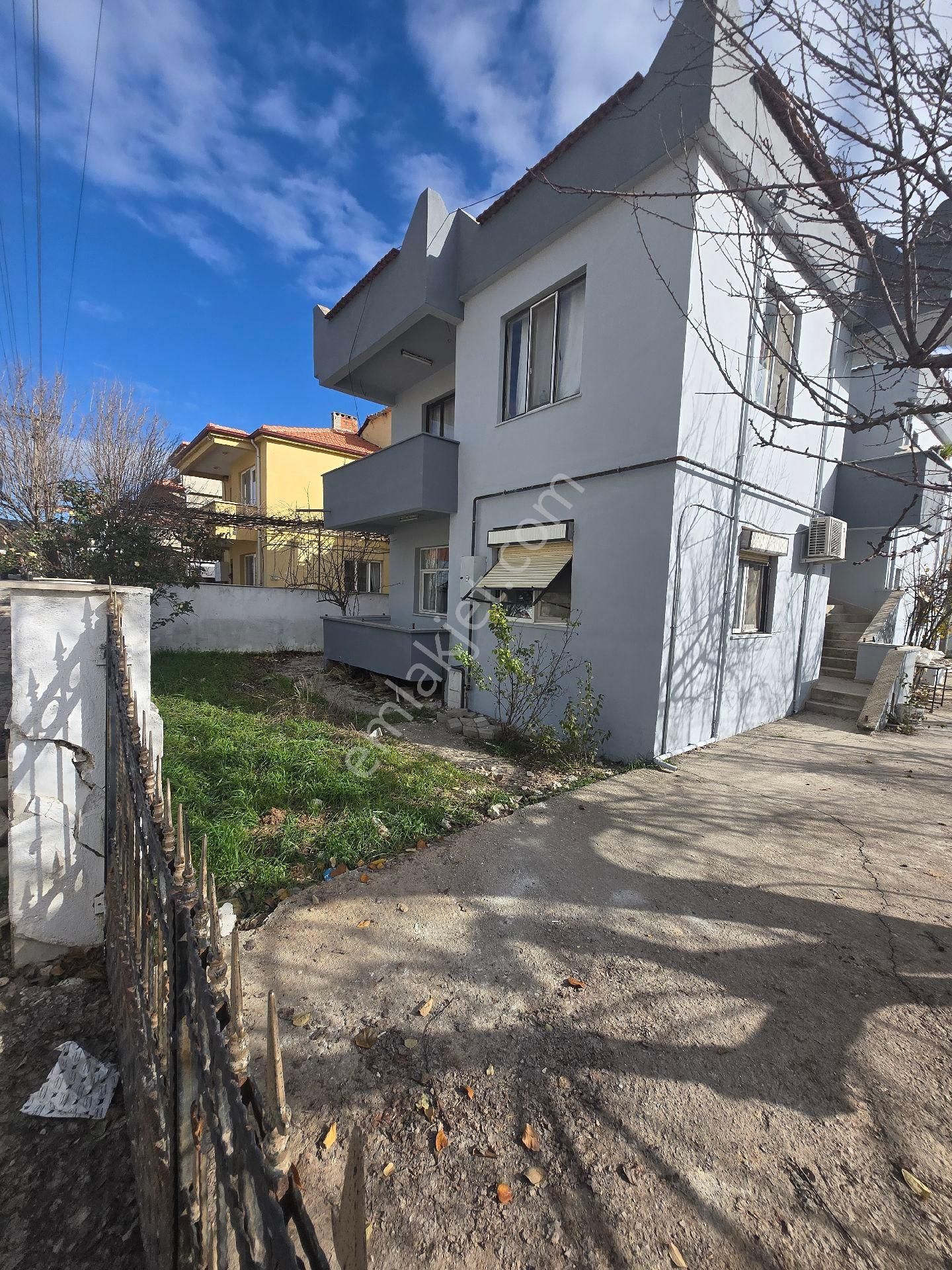 Müstakil Bahçeli 2.katlı Satılık Daire - Görsel 17