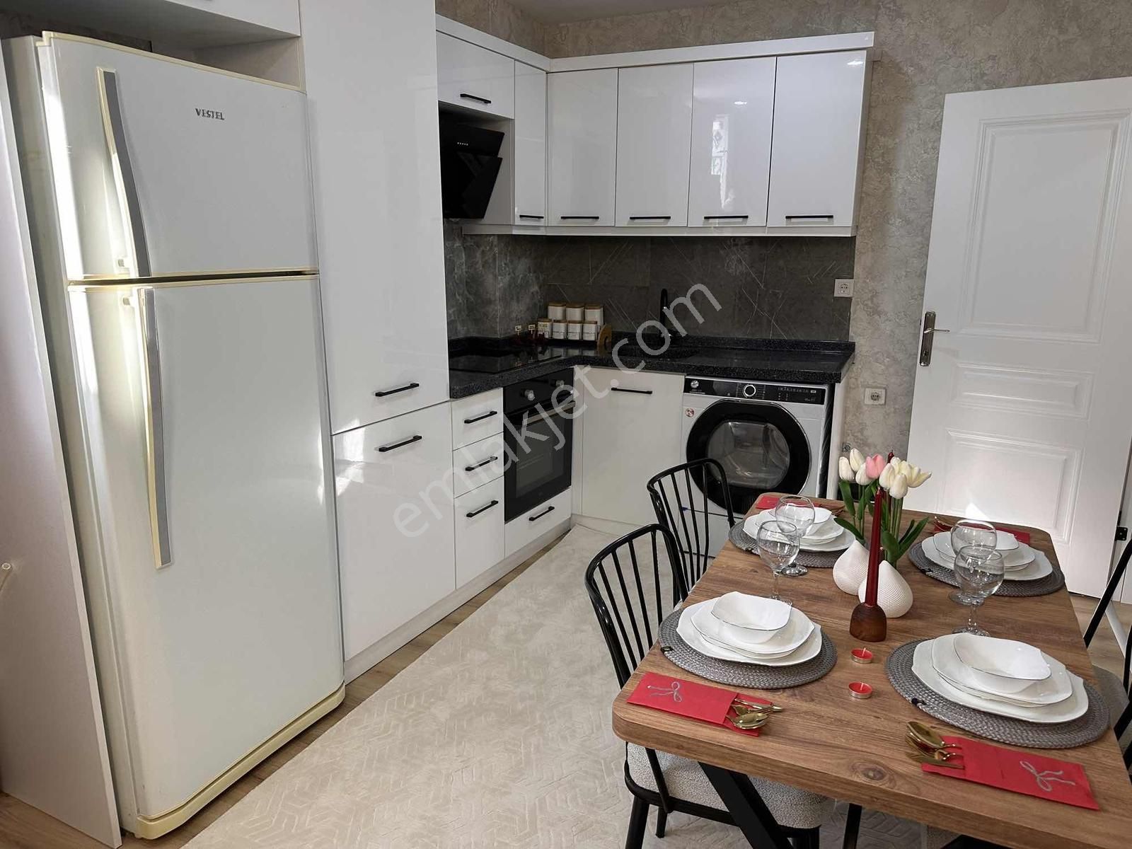 Merkezi Konum Full Eşyalı Lüx Satılık 1+1 Eşsiz Daire - Görsel 12