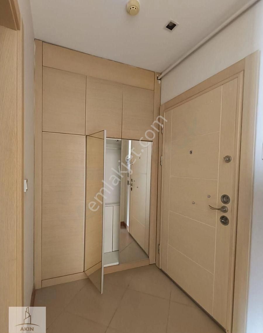 Küçükçekmece Divan Residence Satılık Eşyalı Balkonlu 1+1 Daire - Görsel 18
