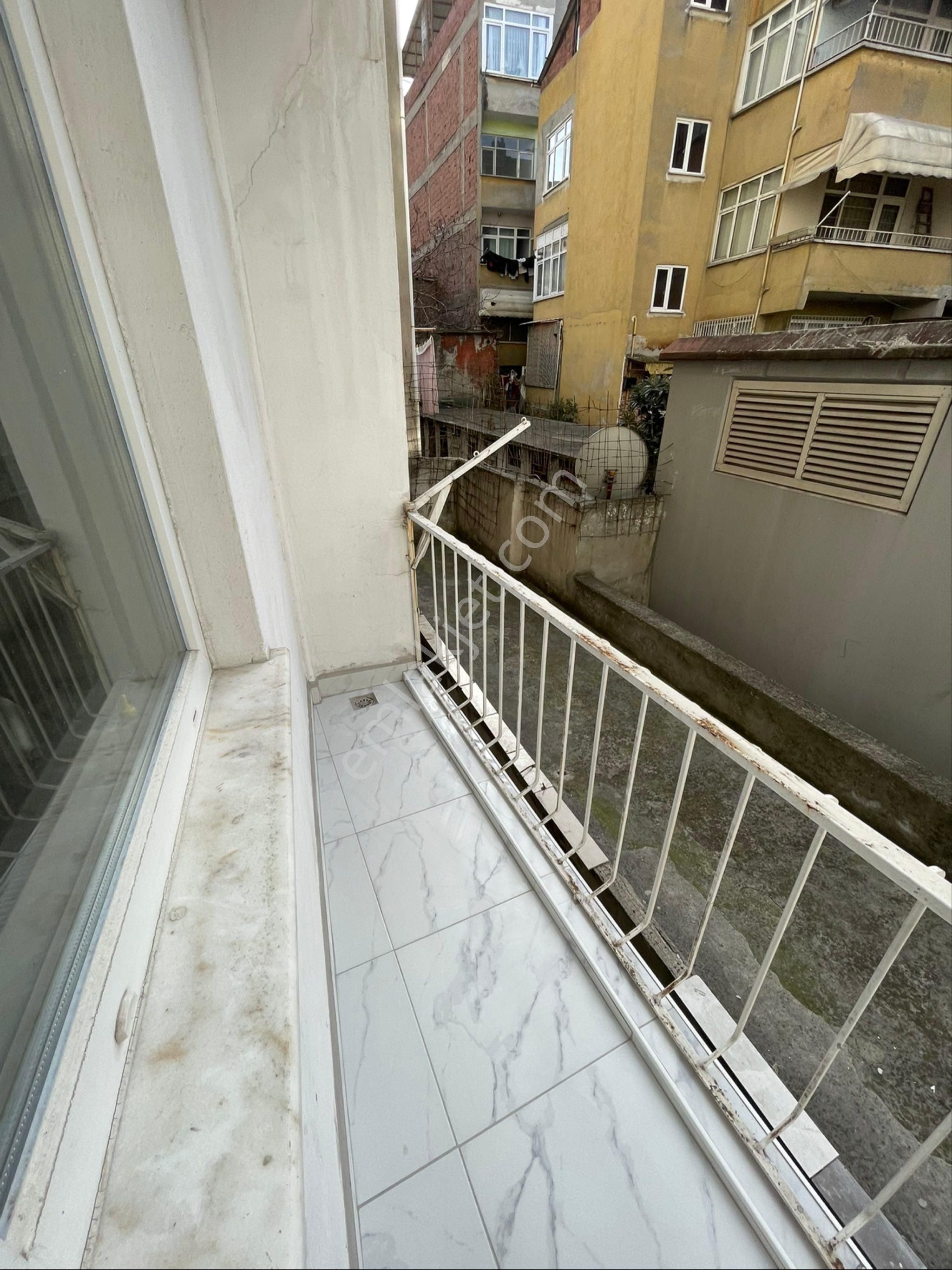 Samsun Yenidoğanda Yüksek Giriş Çift Balkon Full Yapılı - Görsel 3