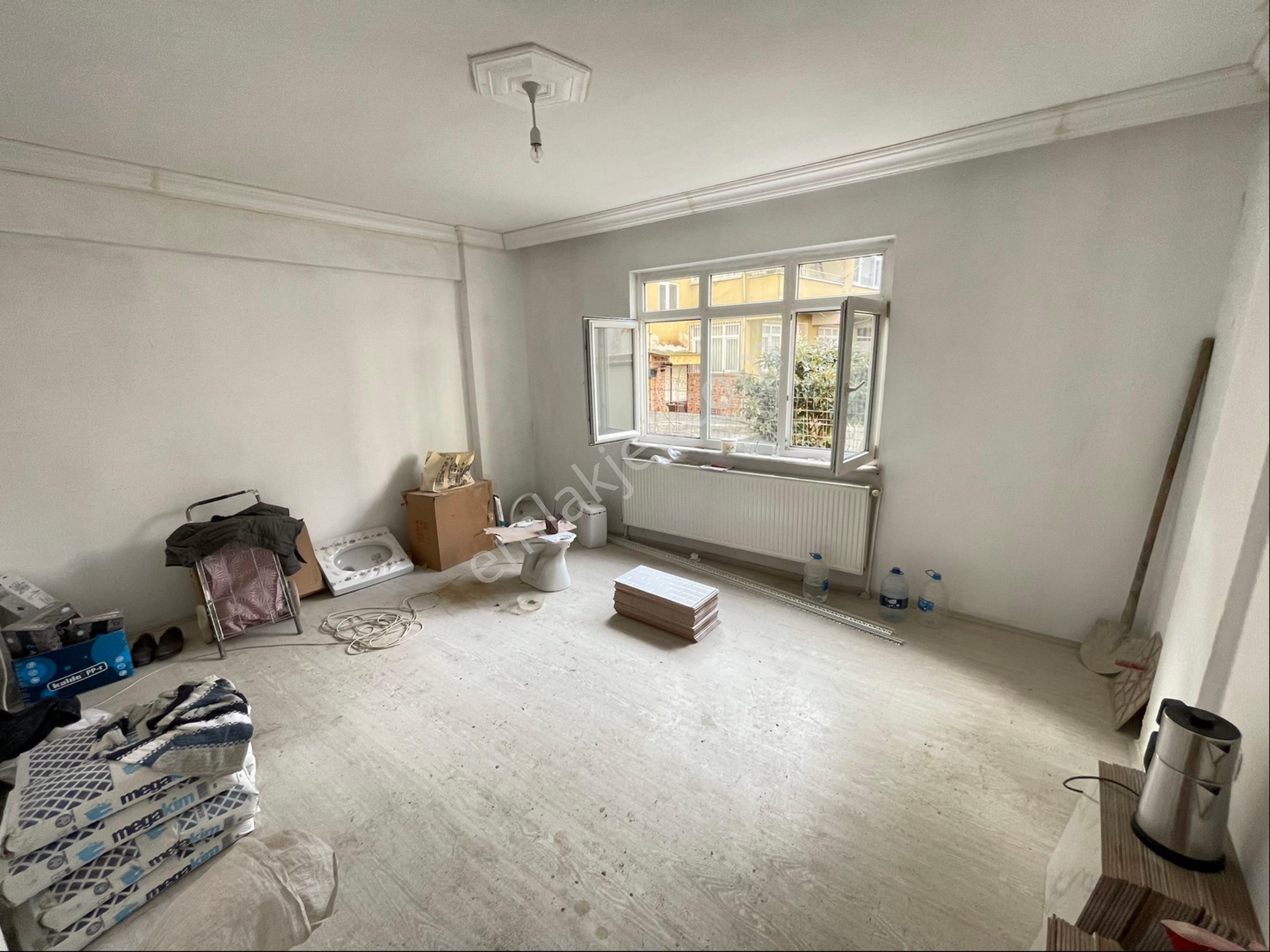 Samsun Yenidoğanda Yüksek Giriş Çift Balkon Full Yapılı