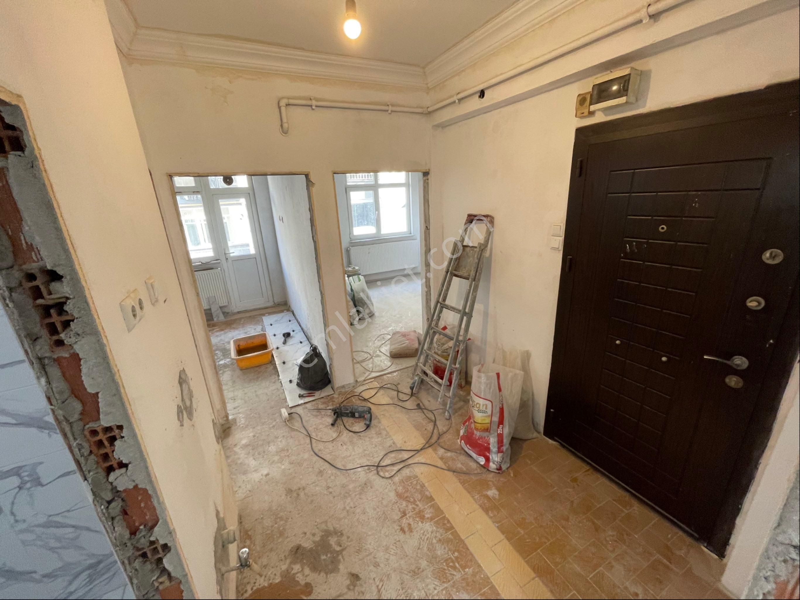 Samsun Yenidoğanda Yüksek Giriş Çift Balkon Full Yapılı - Görsel 2