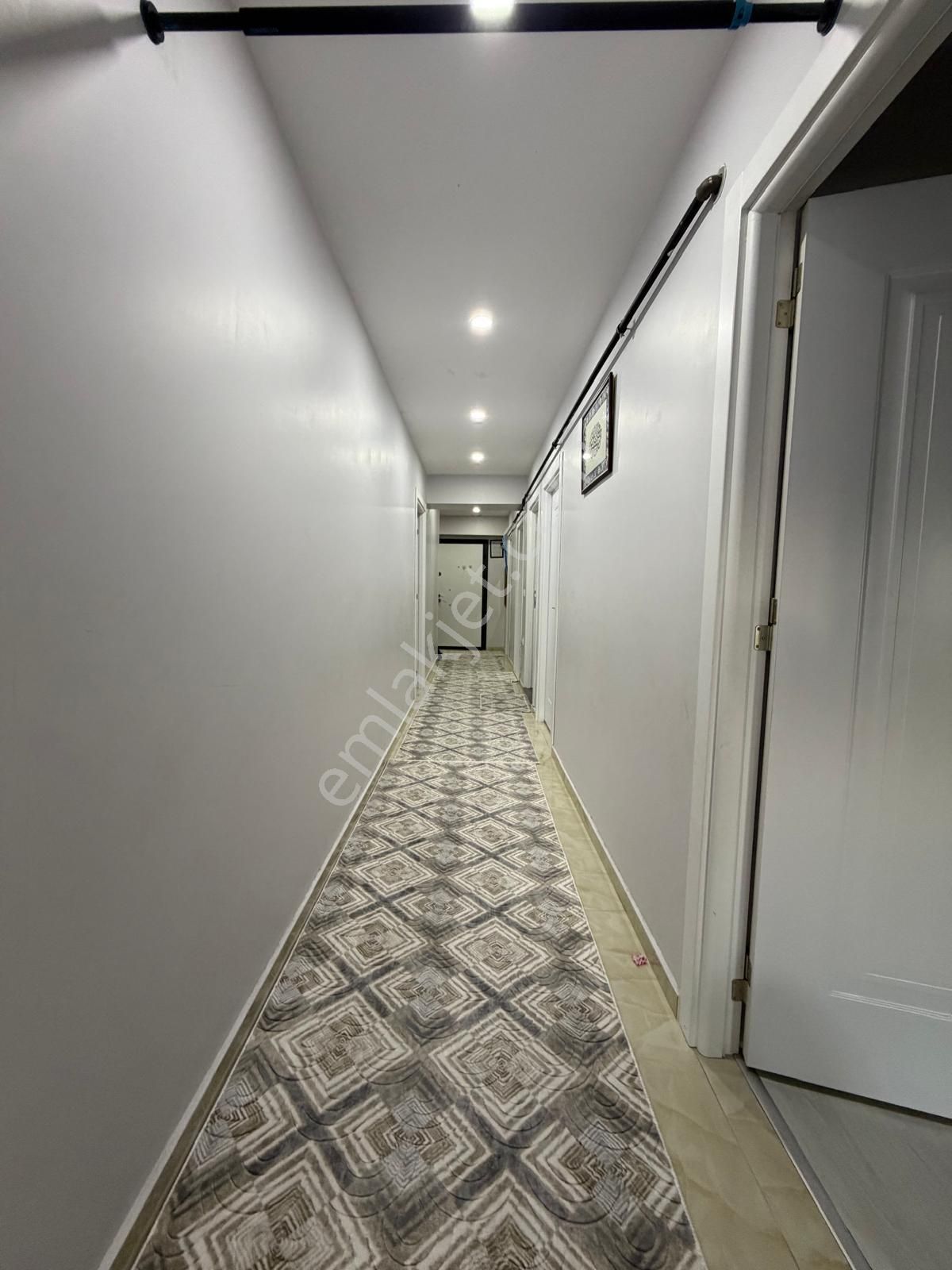 Beştelsizde Cadde Üzeri 3+1 Satılık Daire - Görsel 17