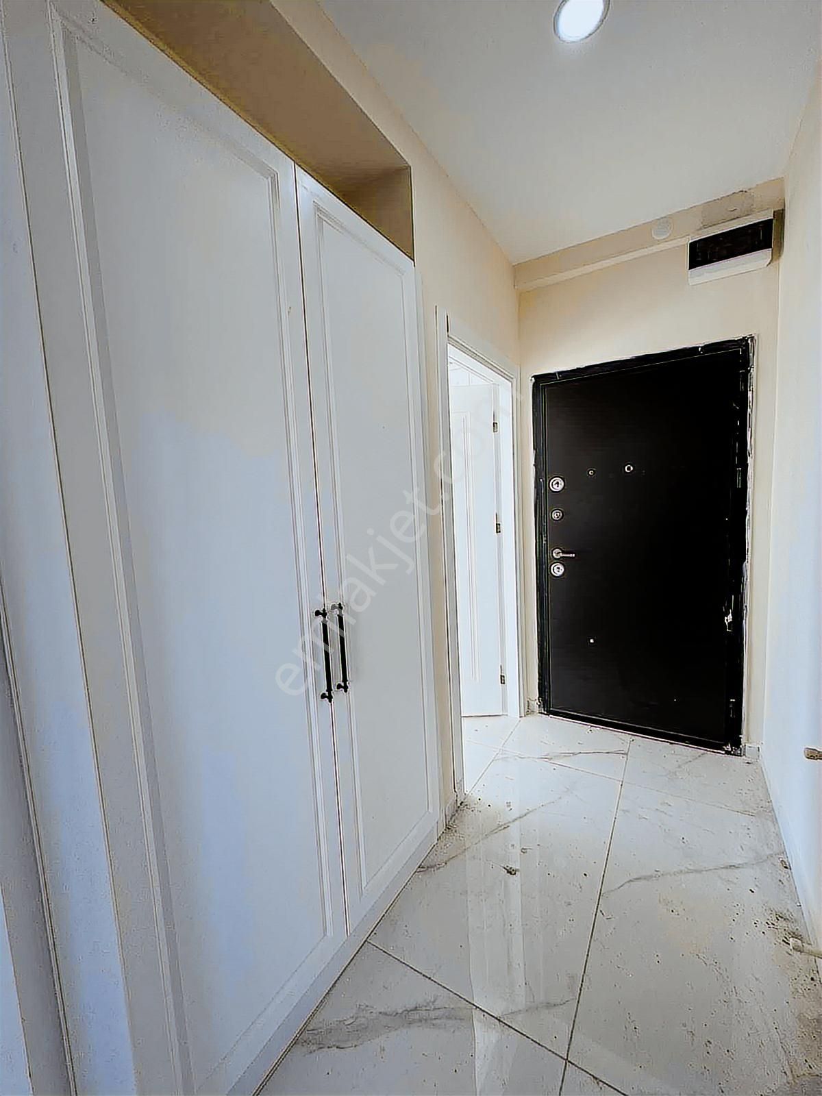 Gökhan Gökdemirden Site İçi Deniz Manzaralı Rezidans 1+1 Daire - Görsel 7