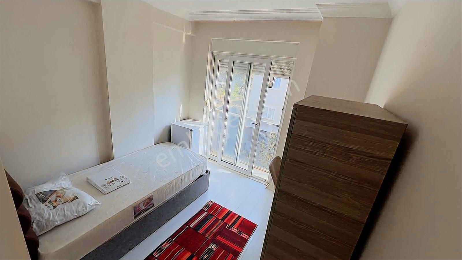 Ahatlı'da Arakat Asansörlü Fırsat Daire - Görsel 2