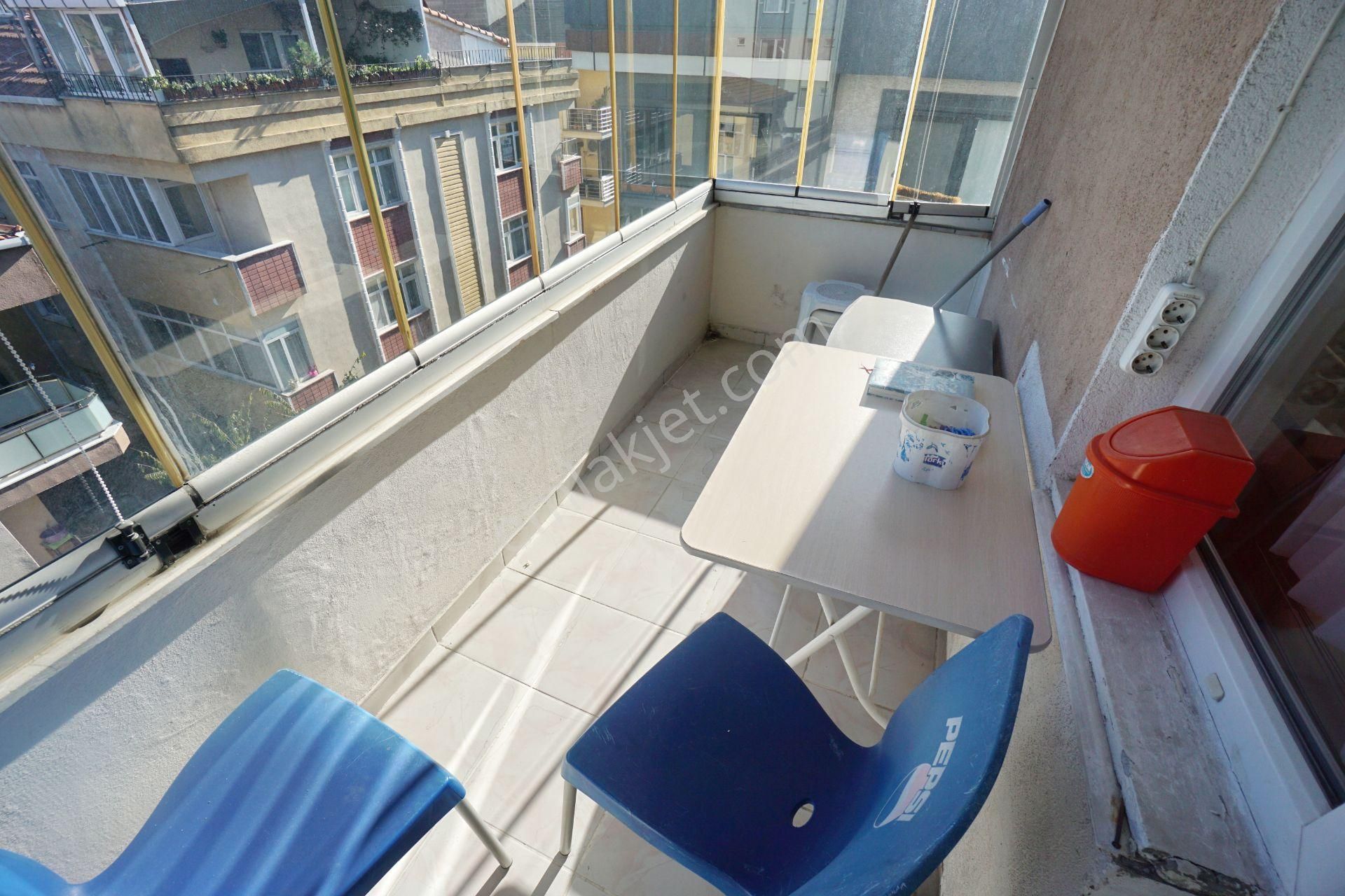 Meral R6401 Pakten Sk Metrobüse 5 Dk Marmaraya 10 Dk Mesafede Temiz 2+1 - Görsel 9