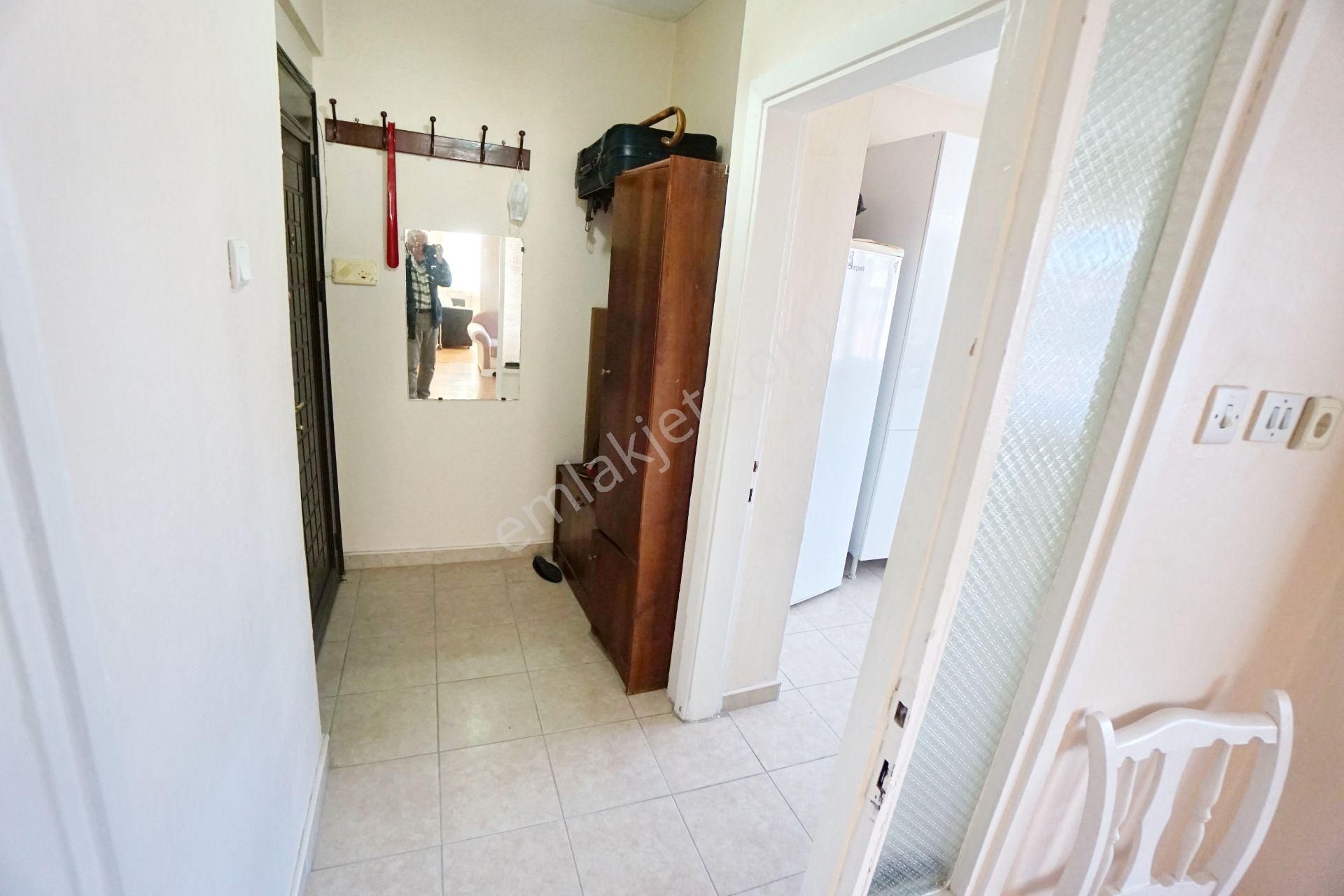 Meral R6401 Pakten Sk Metrobüse 5 Dk Marmaraya 10 Dk Mesafede Temiz 2+1 - Görsel 20