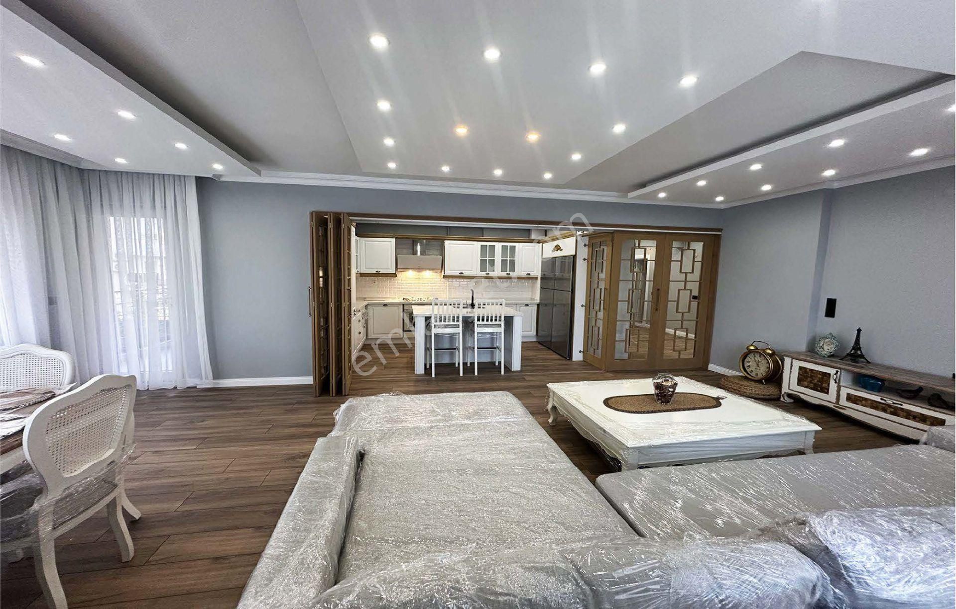 Lara Çağlayanda Kolejler Yakını Şık Mimar Tasarımlı 3+1 Daire - Görsel 6