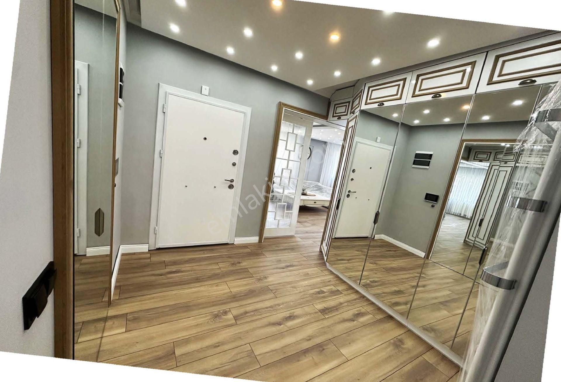 Lara Çağlayanda Kolejler Yakını Şık Mimar Tasarımlı 3+1 Daire - Görsel 12