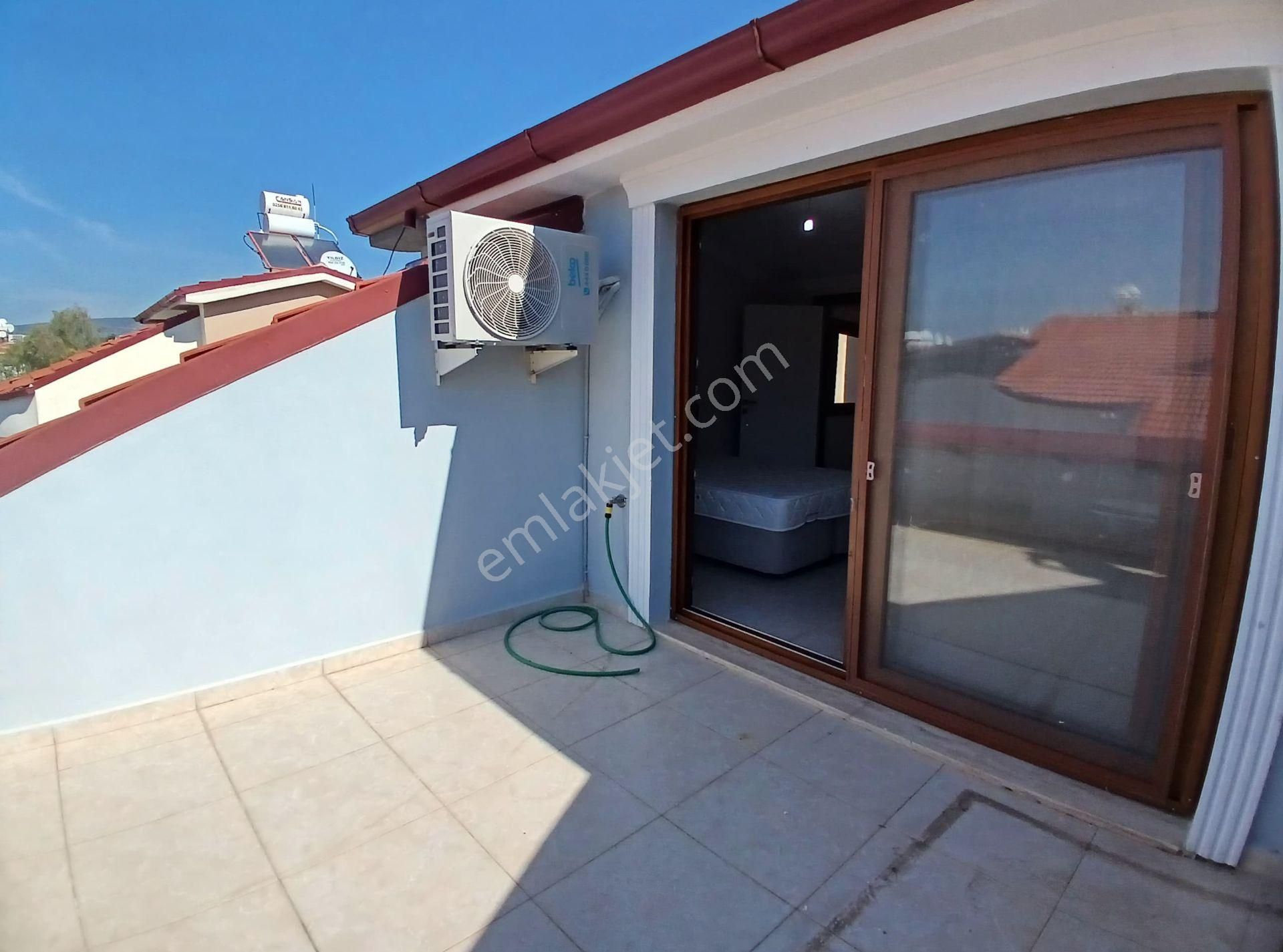 Havuzlu Site İçi Tam Müstakil Geniş Bahçeli Villa - Görsel 19