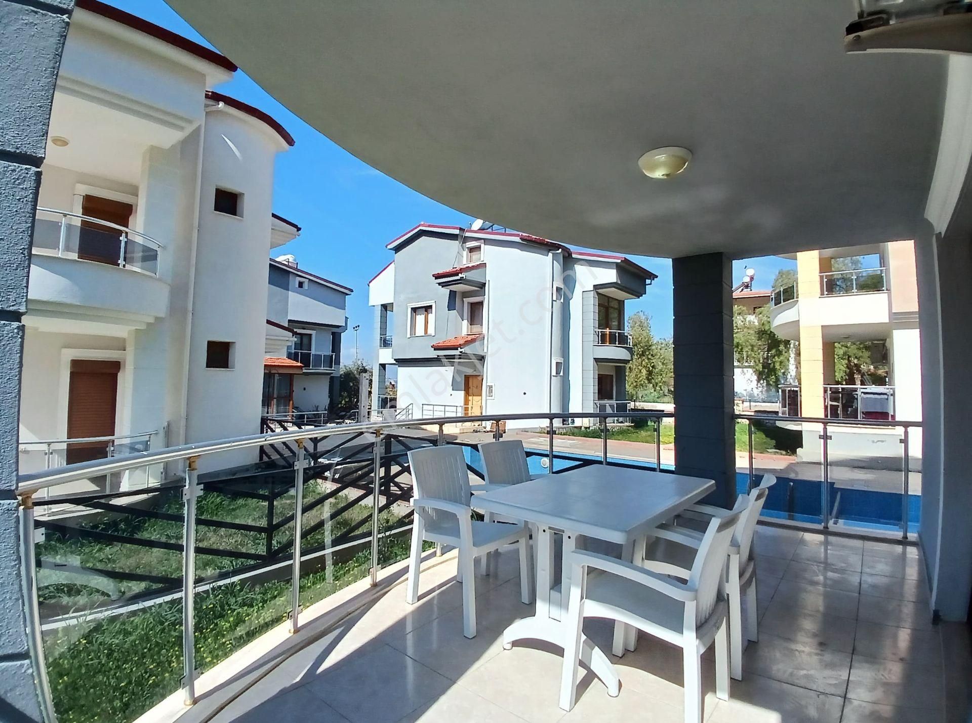 Havuzlu Site İçi Tam Müstakil Geniş Bahçeli Villa - Görsel 15