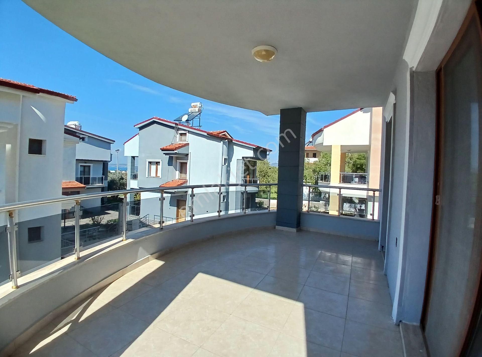 Havuzlu Site İçi Tam Müstakil Geniş Bahçeli Villa - Görsel 29