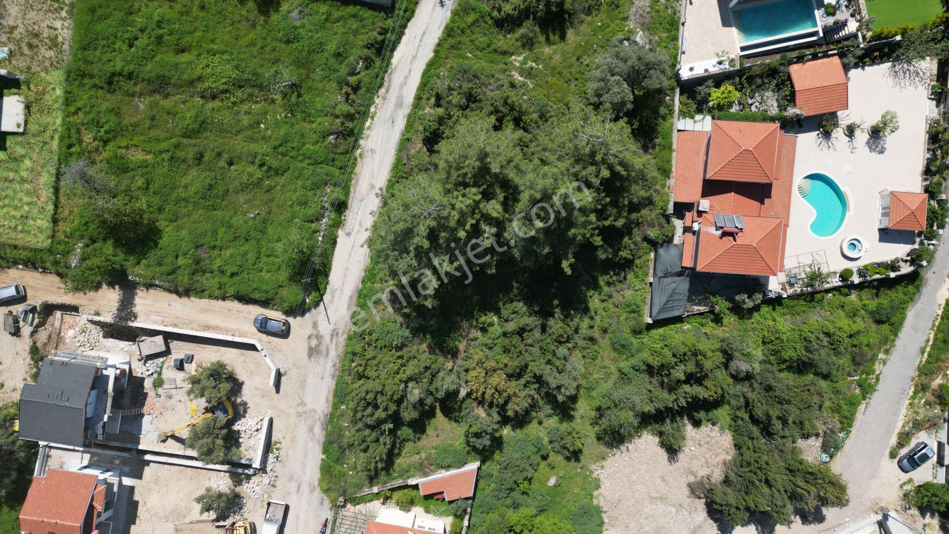 Goldhouse Dan Satılık Üzümlü De 20/40 İmarlı 500 M2 Arsa