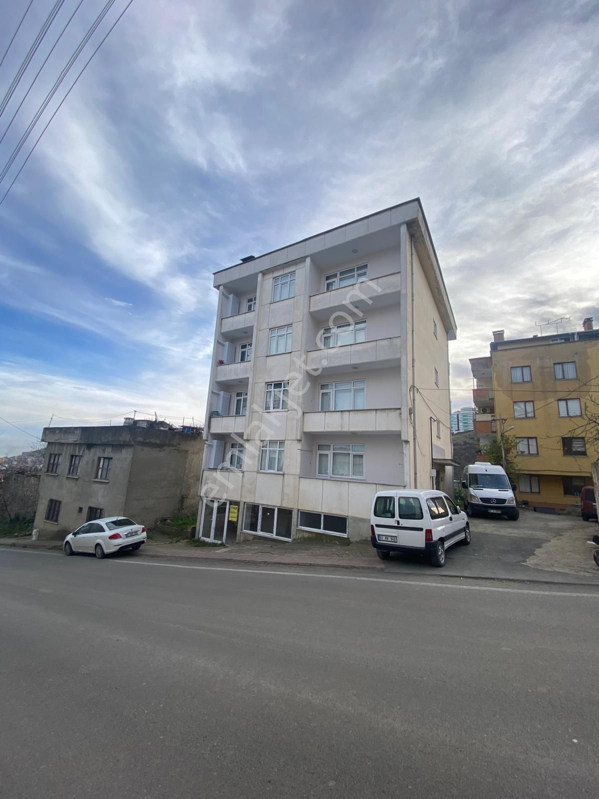 Trabzon Bahçecikte Kiralık 2+1 Eşyalı Daire - Görsel 20