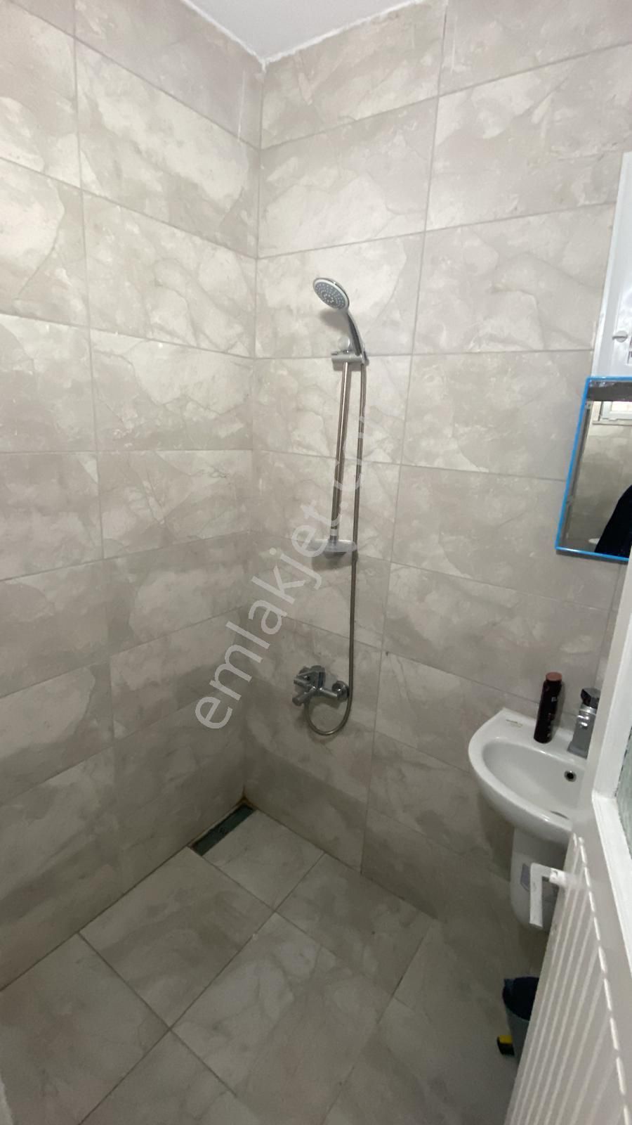 Trabzon Bahçecikte Kiralık 2+1 Eşyalı Daire - Görsel 13
