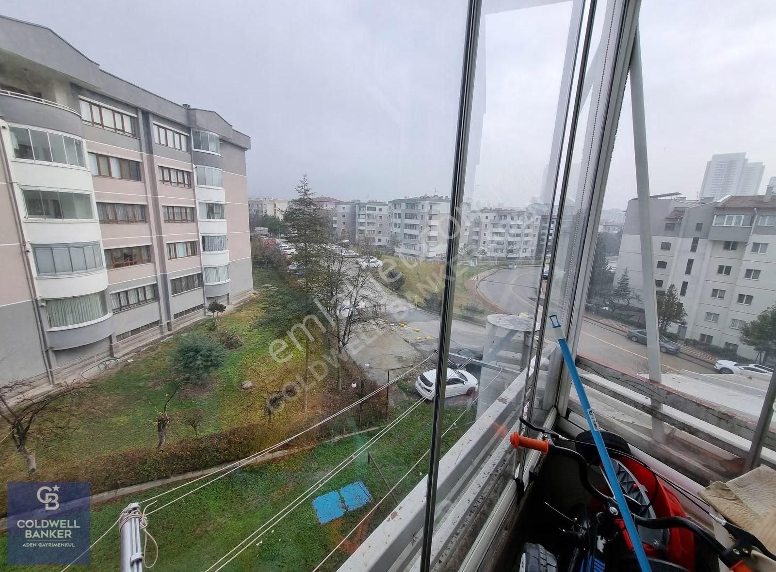 Güzelkent Mah.de Merkezi Konumda Ara Kat Yapılı 3+1 Satılık - Görsel 12