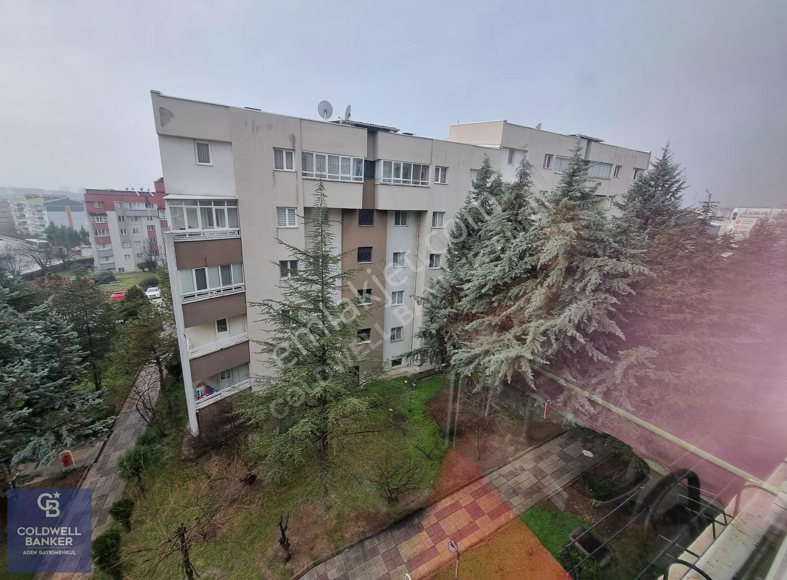 Güzelkent Mah.de Merkezi Konumda Ara Kat Yapılı 3+1 Satılık - Görsel 2