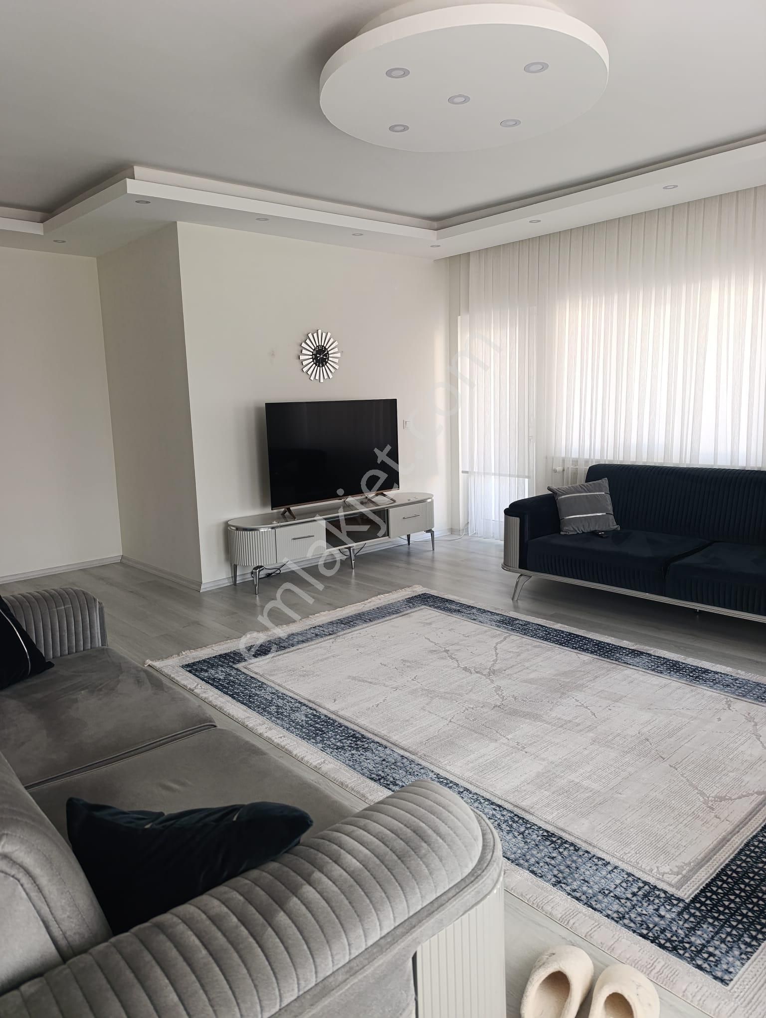 Şarkışla Hsk Rönesans Emlaktan Satılık Yeni Mahallede 3 Katlı 3+1 Komple Bina - Görsel 9