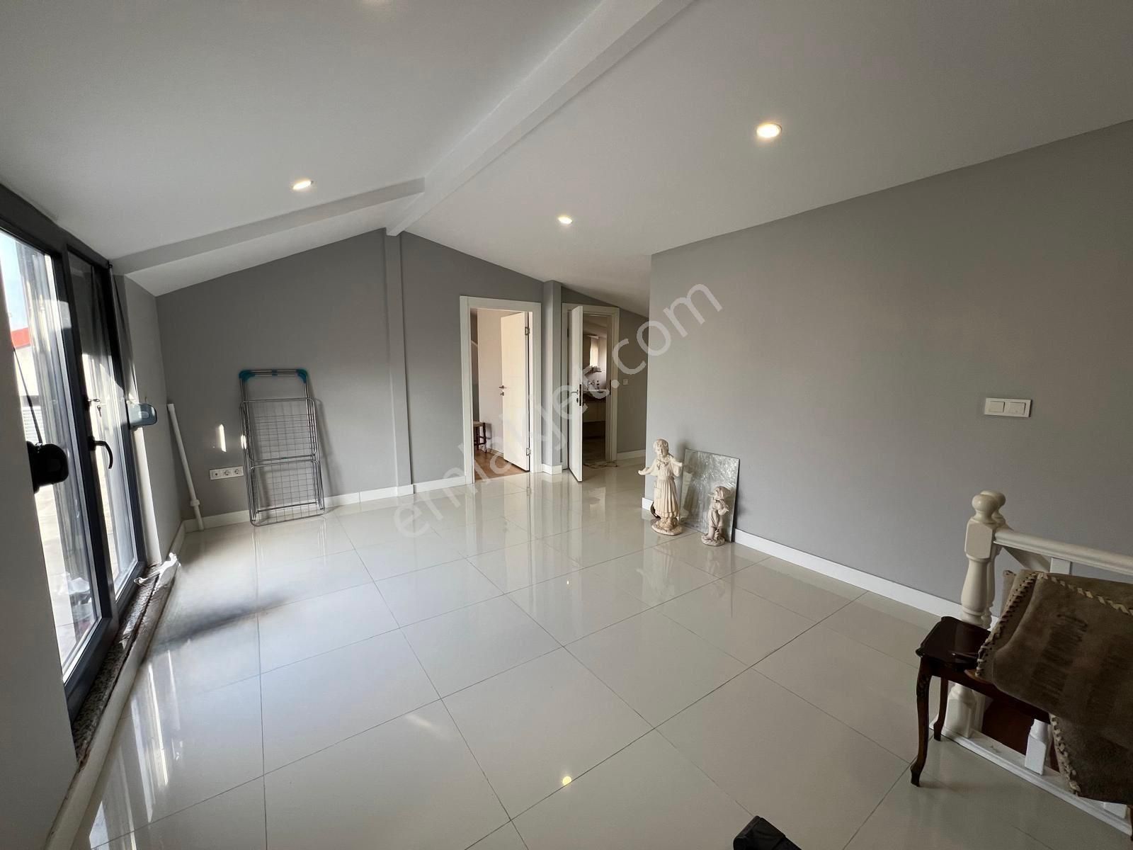 Minibüs Caddesine 1. Bina Full Deniz Manzaralı 4+2 Net 230 M² - Görsel 19