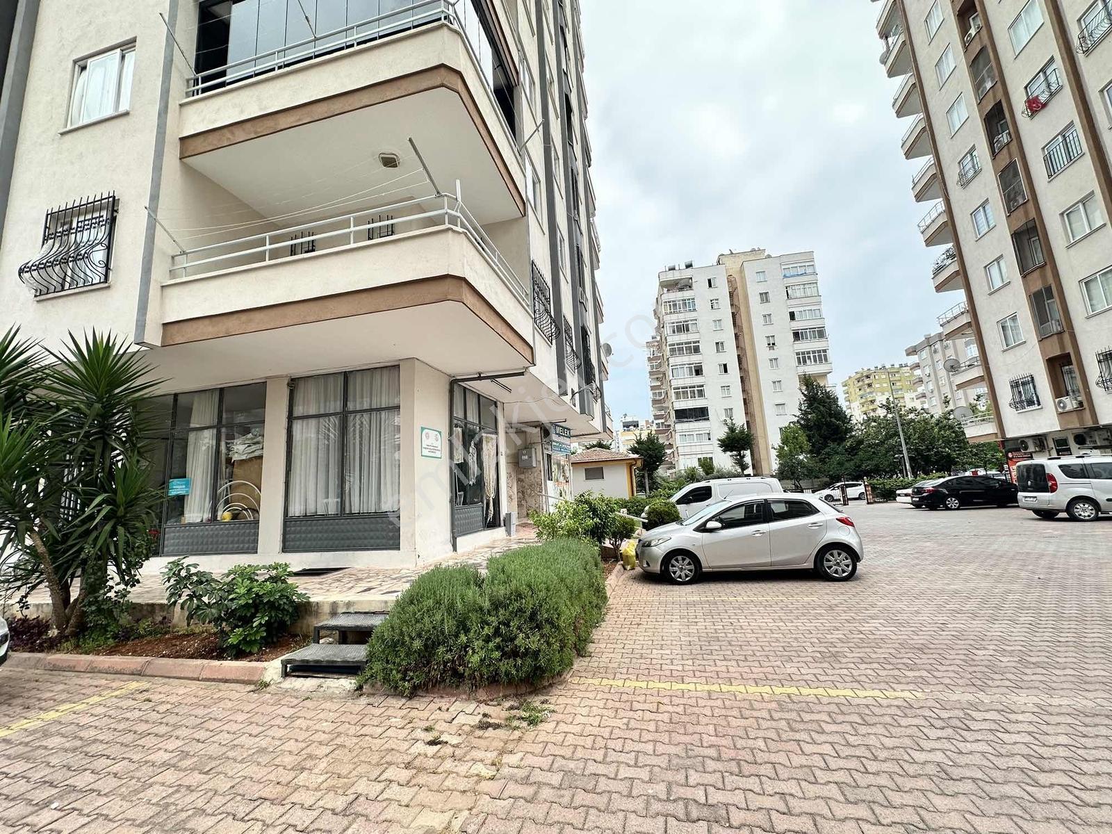 New Form'dan Forum Civarı Satılık Dükkan - Görsel 4