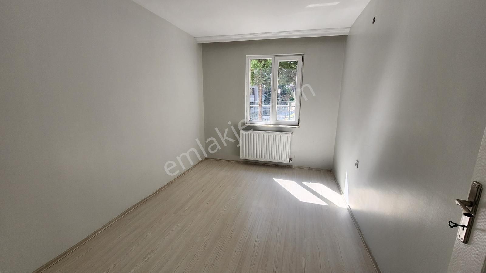 Kariyer'den Yenimah Fera Sitesi 3+1 İçi Yapılı Zemin Kat Kiralık - Görsel 27
