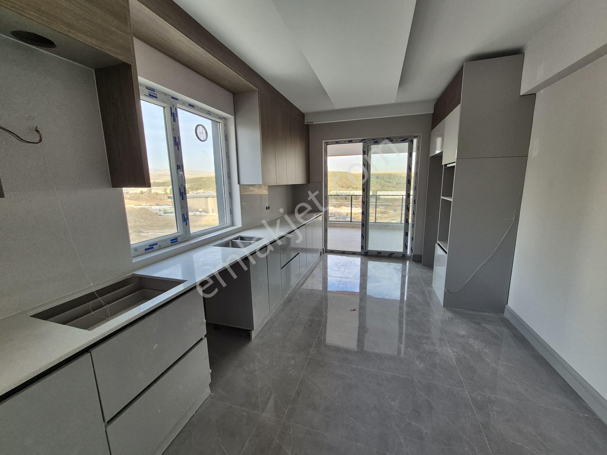 *** Göksu Konutları Yanı 4+1 Satılık Daire ***