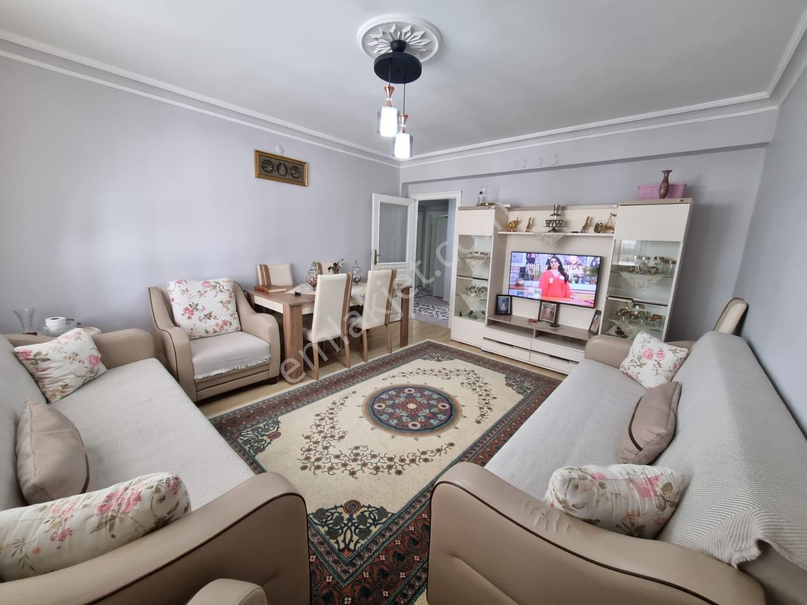 *** 7 Ay Önce Yenilenmiş 3+1 Satılık *** - Görsel 15