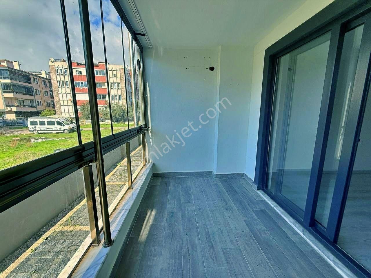 Uytun'dan Akçay Altınkum'da Doğalgazlı Cam Balkonlu 1+1 Kiralık - Görsel 30