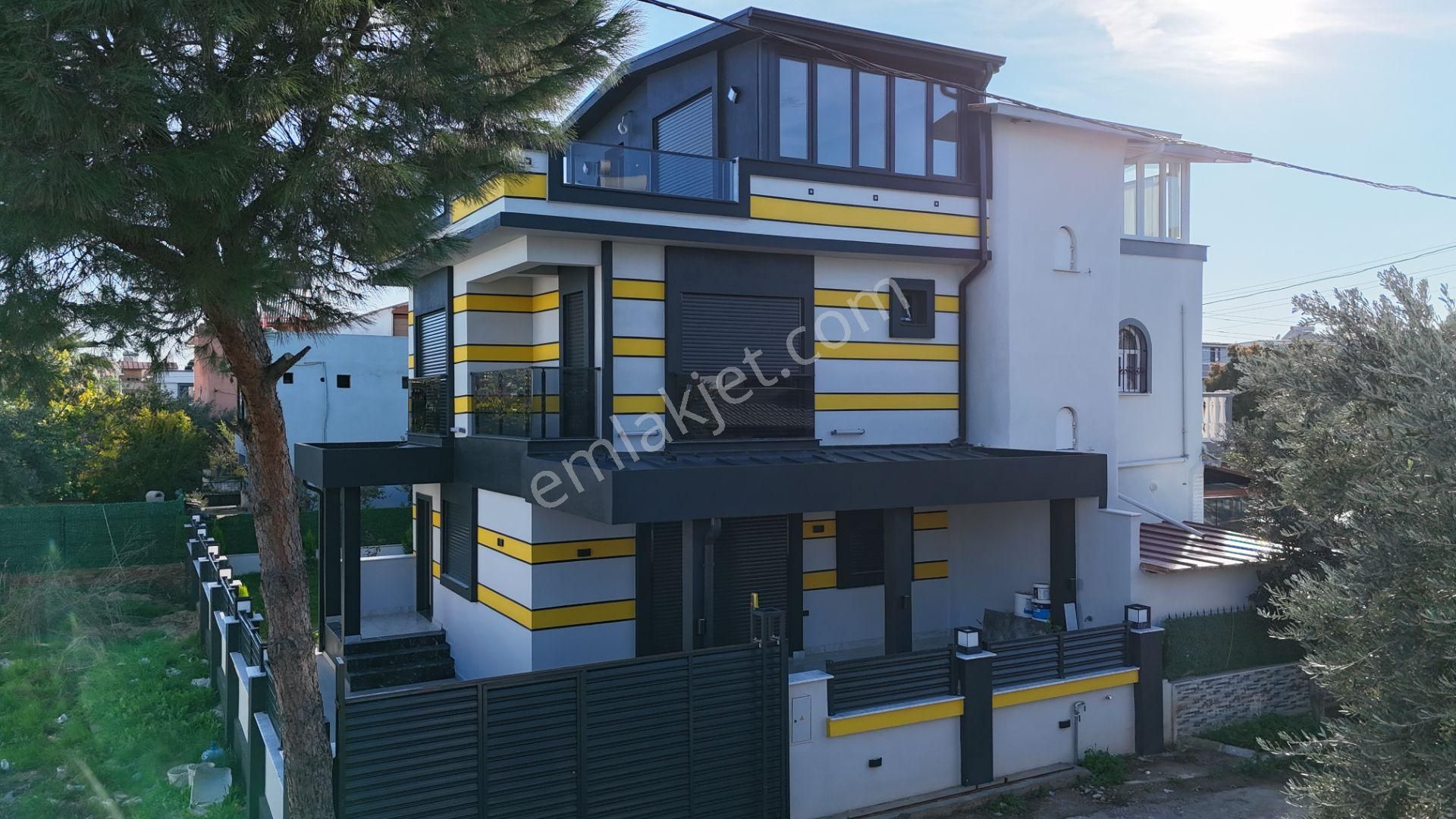 İzmir Seferihisar Doğanbey'de 210m2 Bağımsız Lüks Bahçeli Satılık 3+1 Villa - Görsel 2