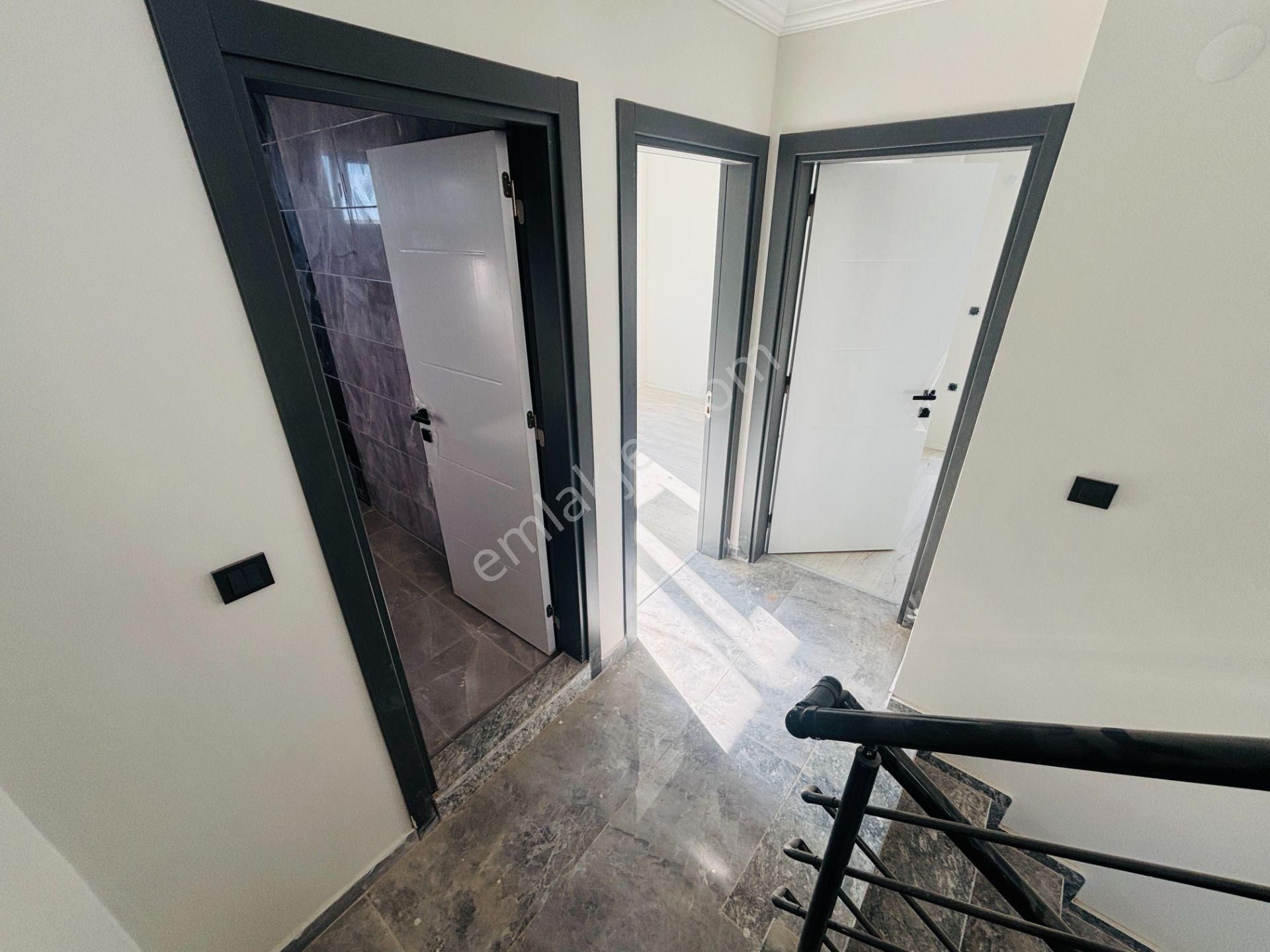 İzmir Seferihisar Doğanbey'de 200 M² Brüt Sıfır Bahçeli 3+1 Satılık Villa - Görsel 19