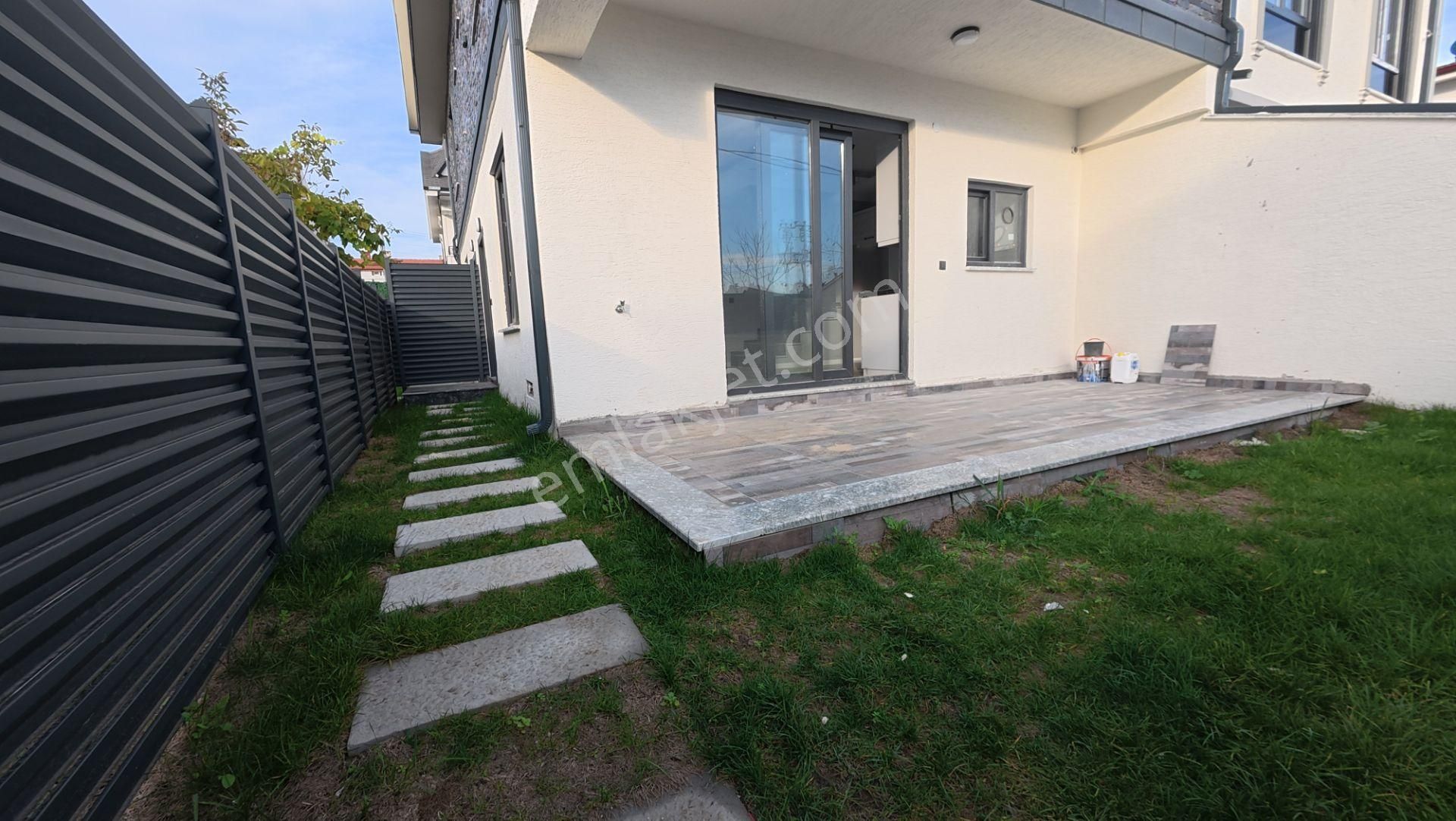 Kocaali De Modern Tasarımlı, Bahçeli 3+1 Villa - Görsel 7