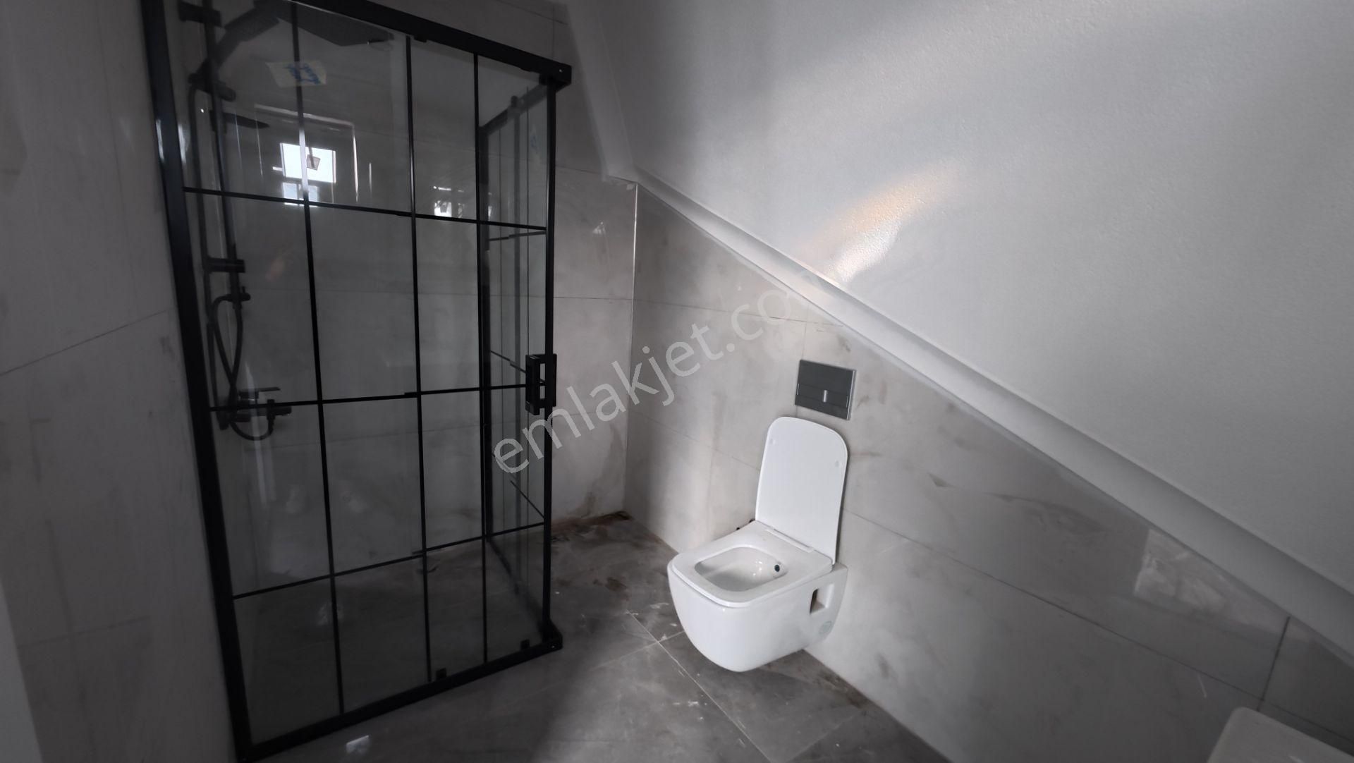 Kocaali De Modern Tasarımlı, Bahçeli 3+1 Villa - Görsel 31