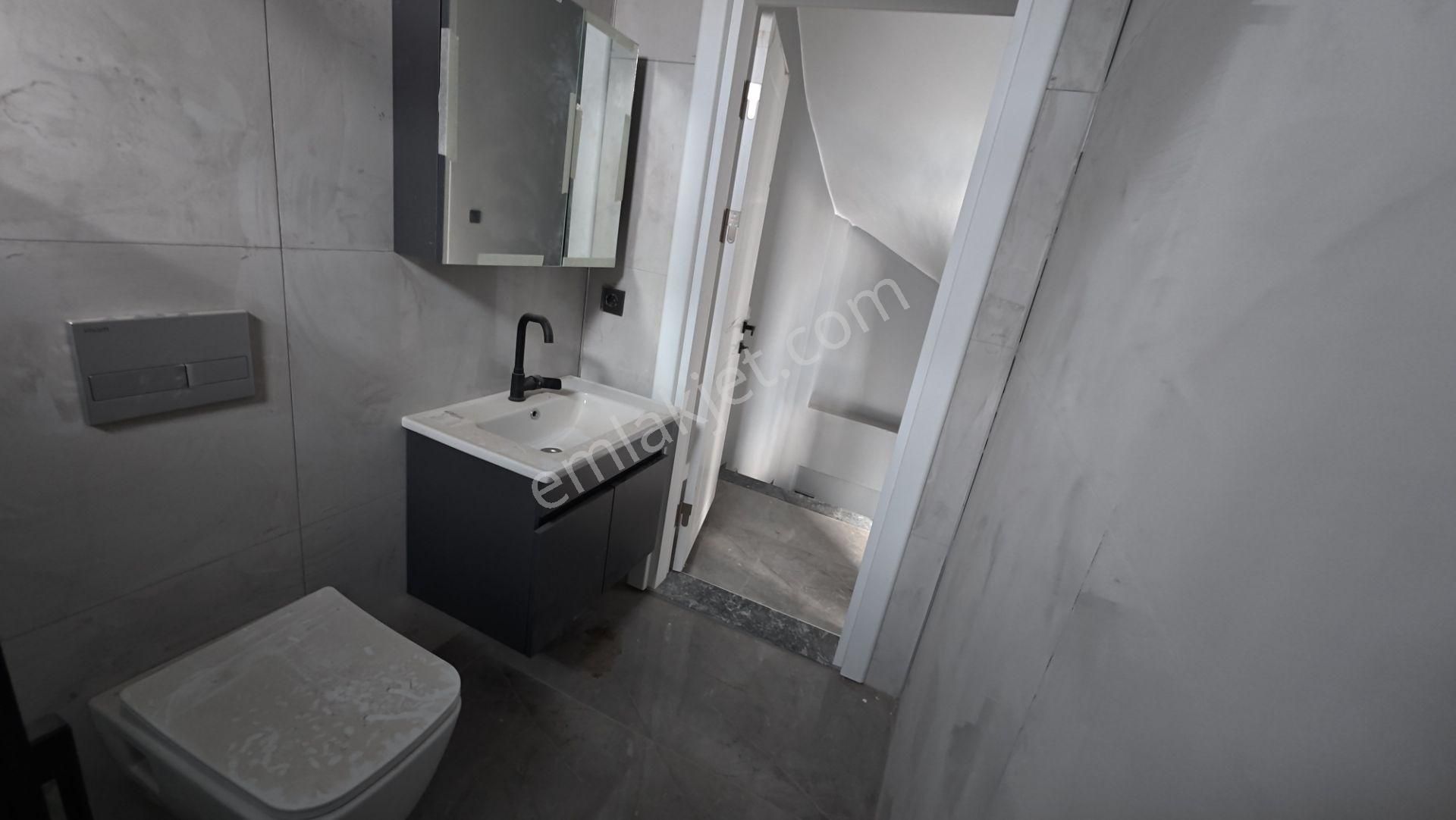 Kocaali De Modern Tasarımlı, Bahçeli 3+1 Villa - Görsel 24