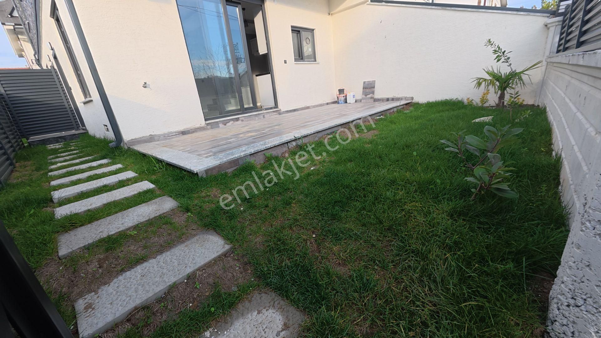 Kocaali De Modern Tasarımlı, Bahçeli 3+1 Villa - Görsel 5