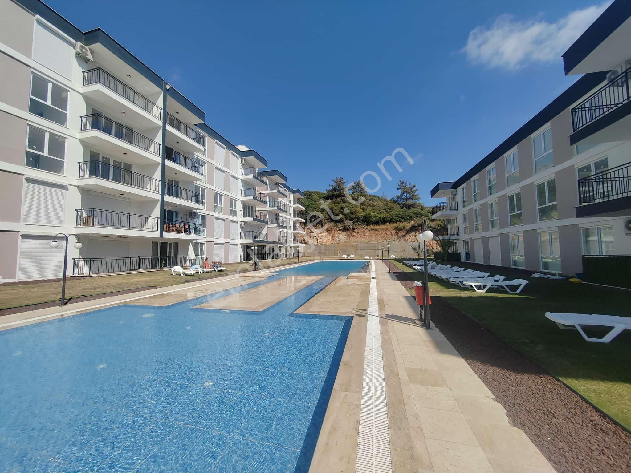 Kuşadası Kirazlı Köyü Arasında Satılık Manzaralı 3+1 Daire