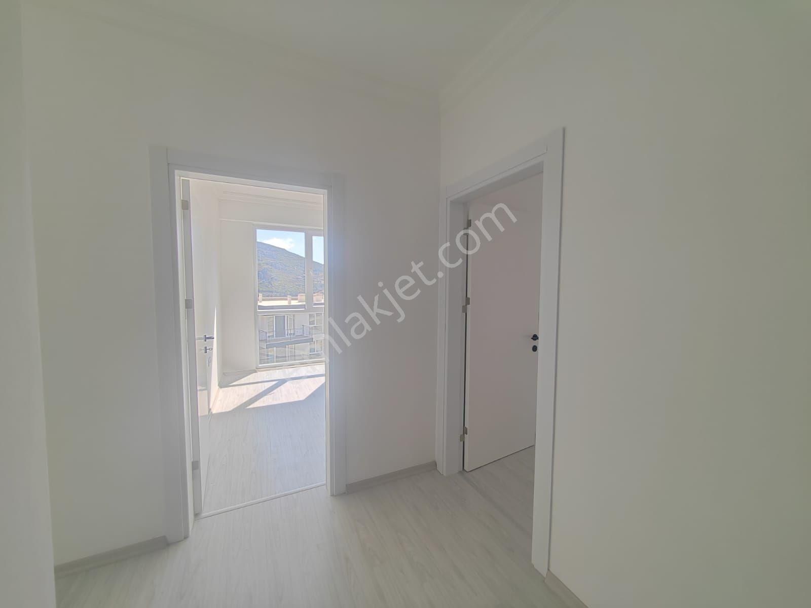 Kuşadası Kirazlı Köyü Arasında Satılık Manzaralı 3+1 Daire - Görsel 6