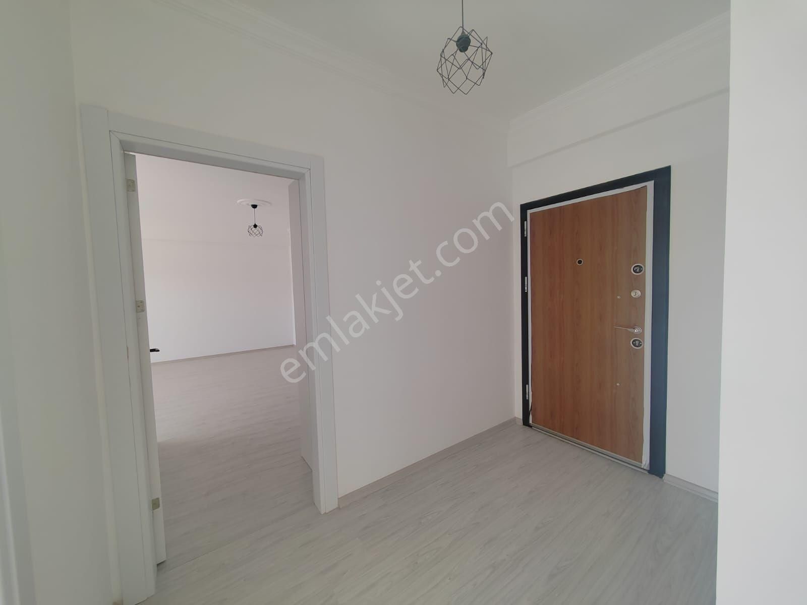 Kuşadası Kirazlı Köyü Arasında Satılık Manzaralı 3+1 Daire - Görsel 3