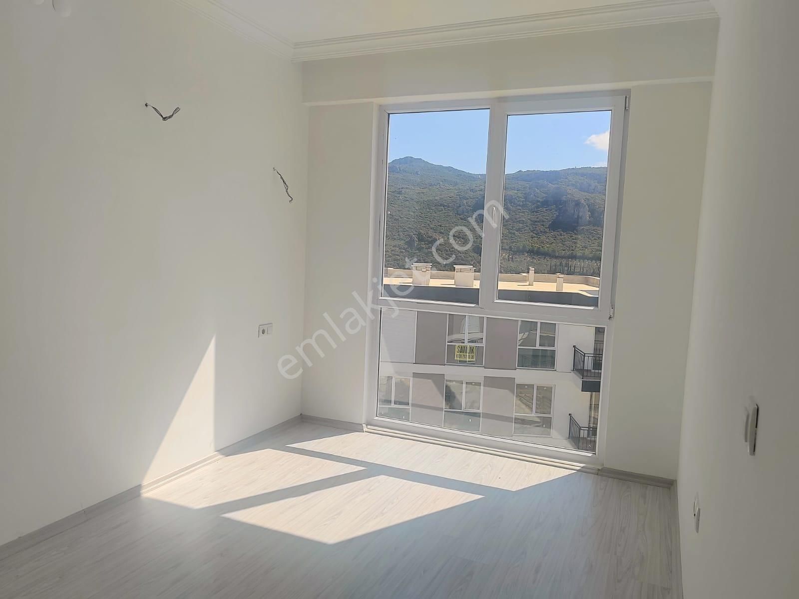Kuşadası Kirazlı Köyü Arasında Satılık Manzaralı 3+1 Daire - Görsel 14