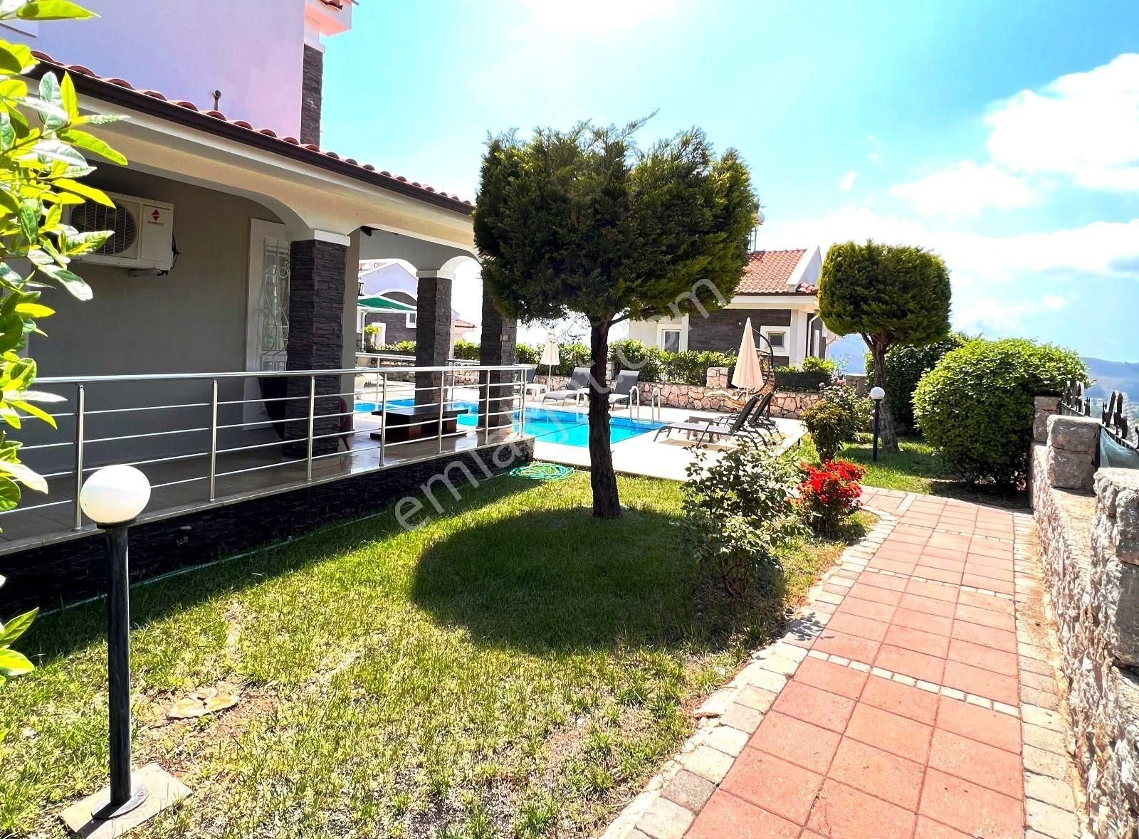 Ovacık'ta Dayalı Döşeli Havuzlu Kiralık Müstakil Villa - Görsel 4