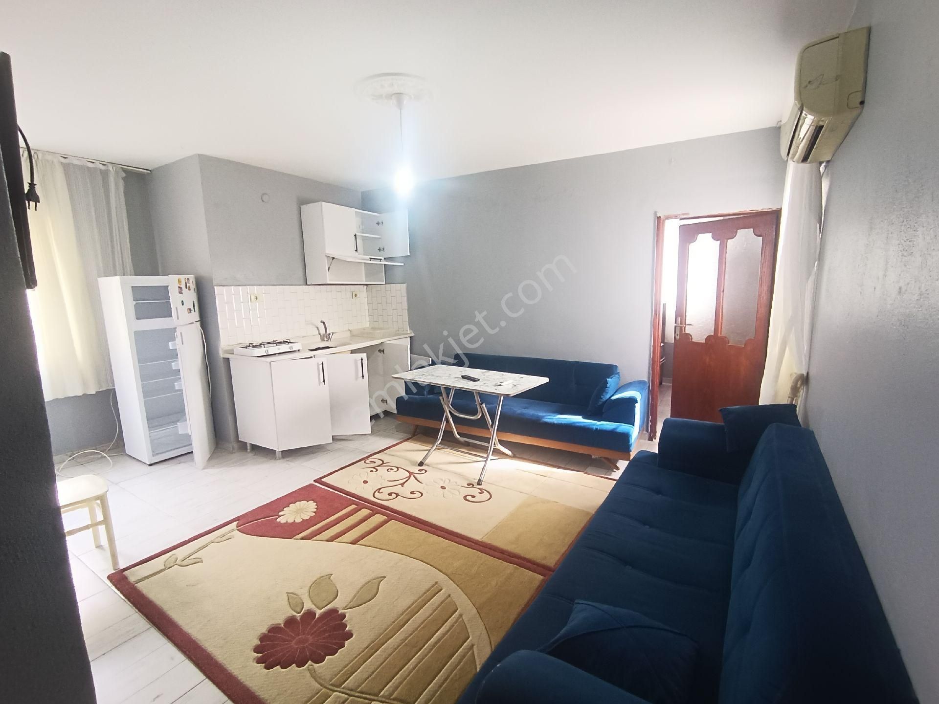 Beyazevlerde Balkonlu Full Eşyalı 1+1 Daire