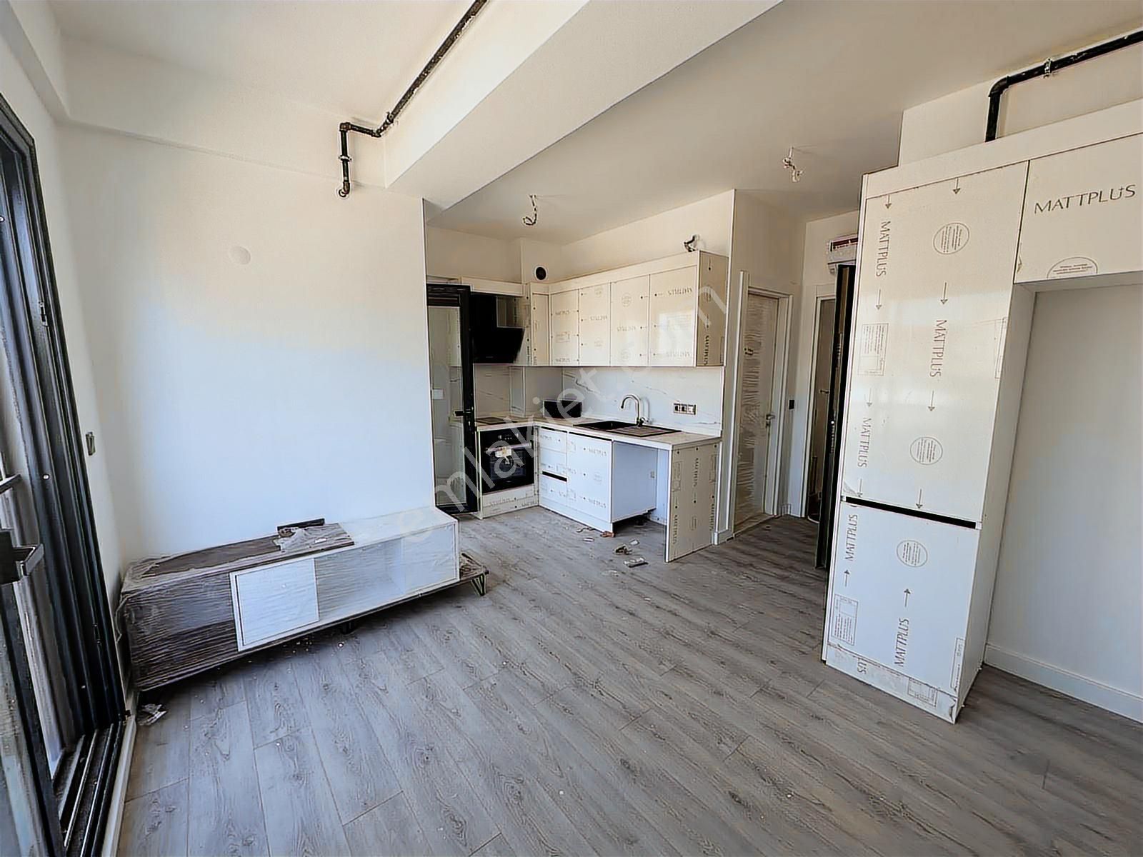 İzmir Buca North City Havuzlu Sitede Sıfır 1+1 Kiralık Daire - Görsel 3