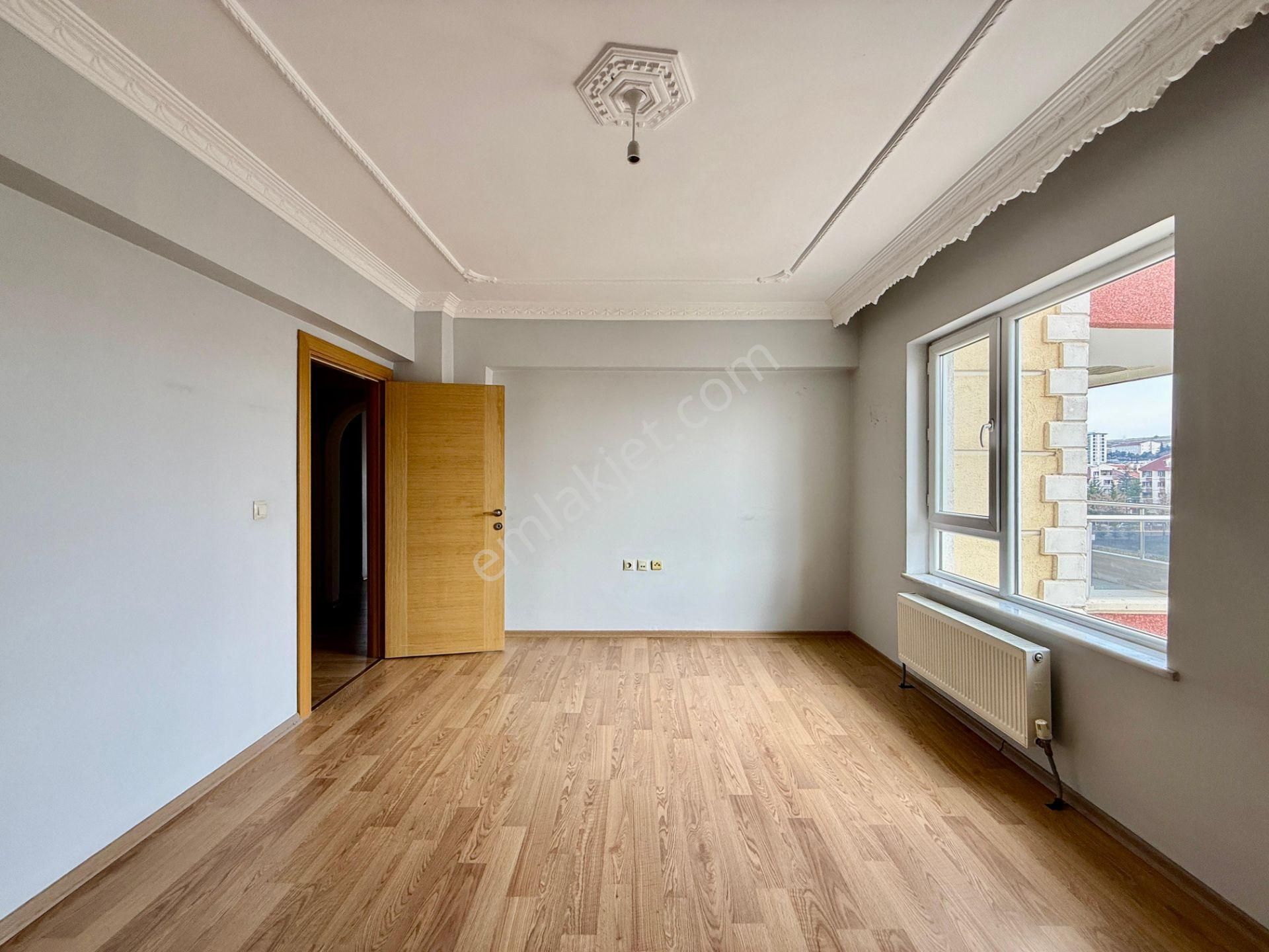 Kalecik Emlak'tan Site İçerisinde Merkezi Sistem Teras Balkonlu 3+1 - Görsel 13