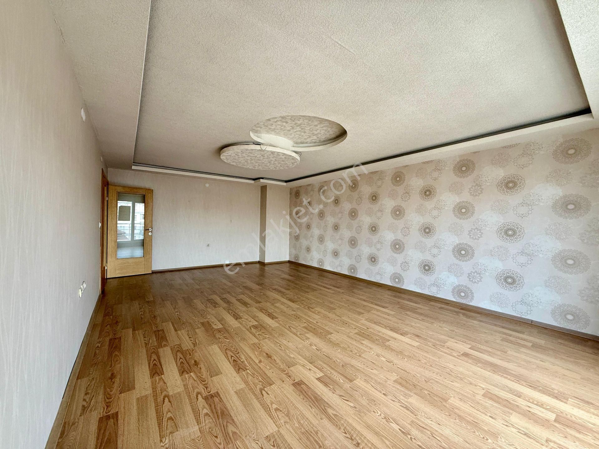 Kalecik Emlak'tan Site İçerisinde Merkezi Sistem Teras Balkonlu 3+1 - Görsel 7